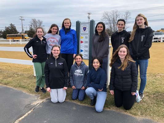 Southampton/Pierson Girls Golf Set To Show Its Inaugural Season Was No  Fluke - 27 East