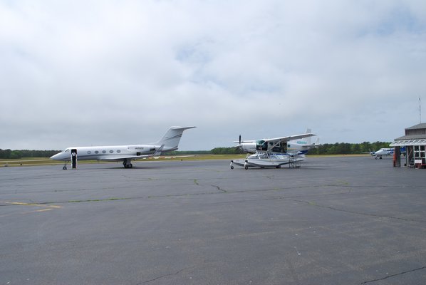 East Hampton Town Will Appeal Airport Curfew Decision To U.S. Supreme