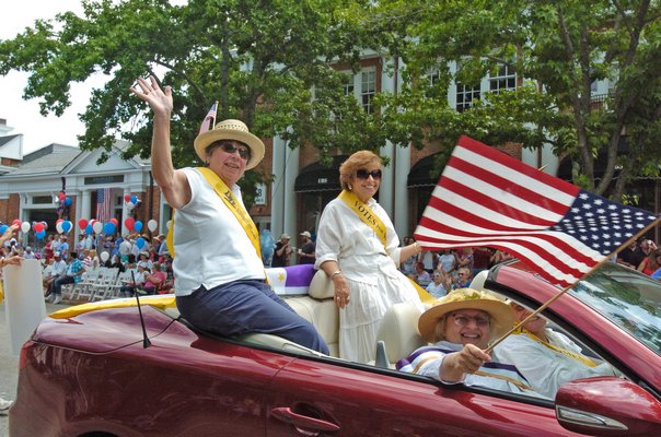 Annual Fourth Of July Parade Held In Southampton Village 27 East