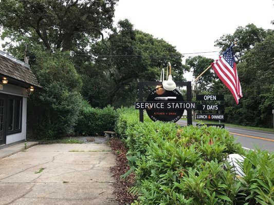 Service Station Restaurant Owners Are Out Lease Sold Back