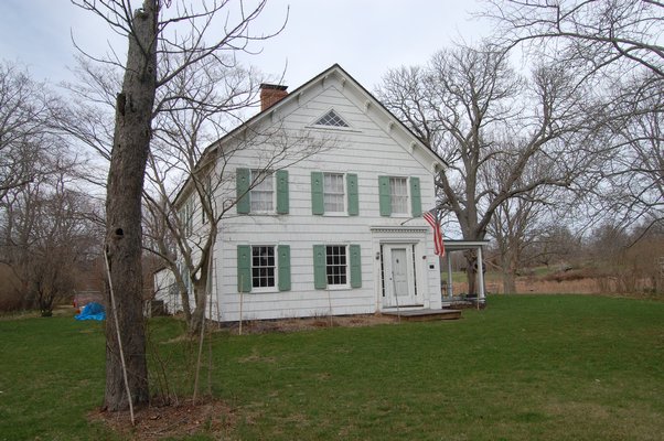 East Hampton's Sherrill Farm House May Be Sold To Private Buyer - 27 East