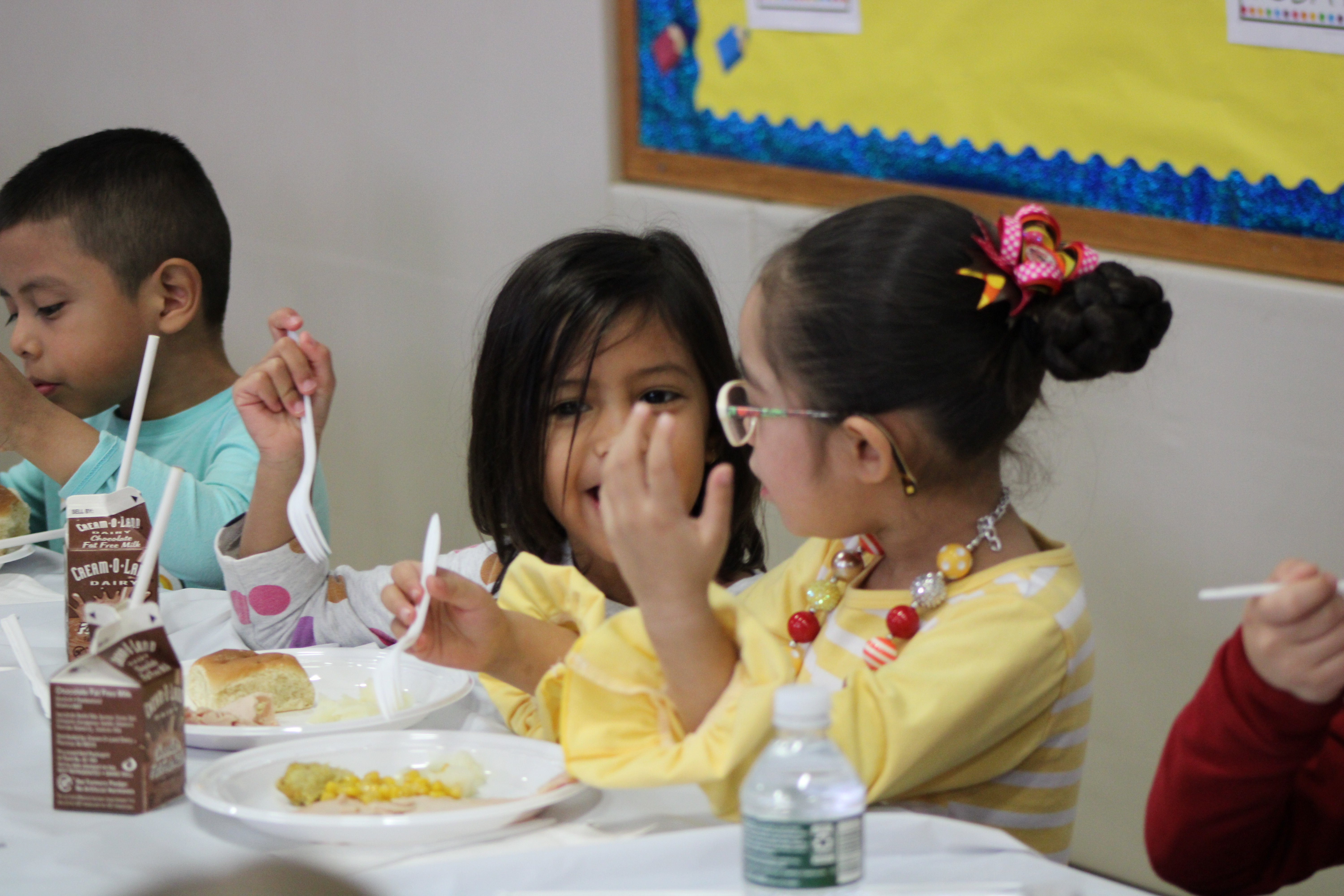 RemsenburgSpeonk Elementary School Celebrates Thanksgiving 27 East