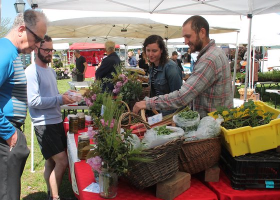 Sag Harbor Farmers Market Kicks Off Summer Season - 27 East