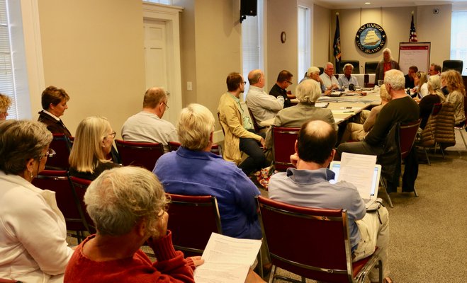 Sag Harbor Trustees Debate Parking Solutions - 27 East