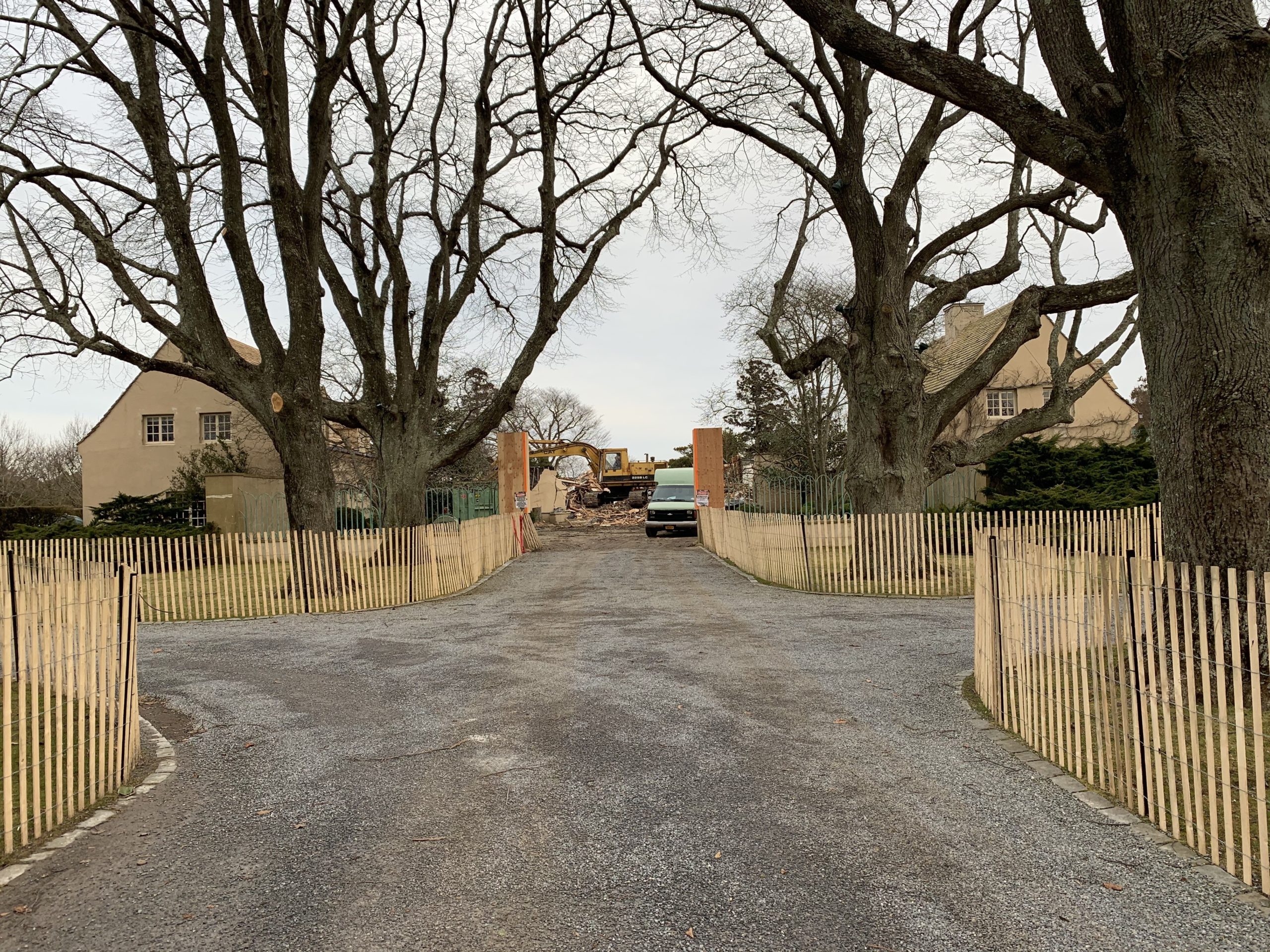 Four Fountains demolished. 