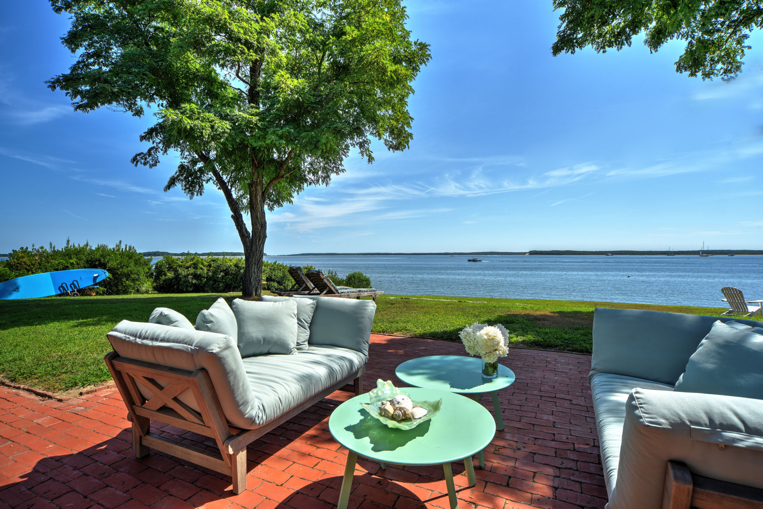 The existing residence at 24 East Harbor Drive.