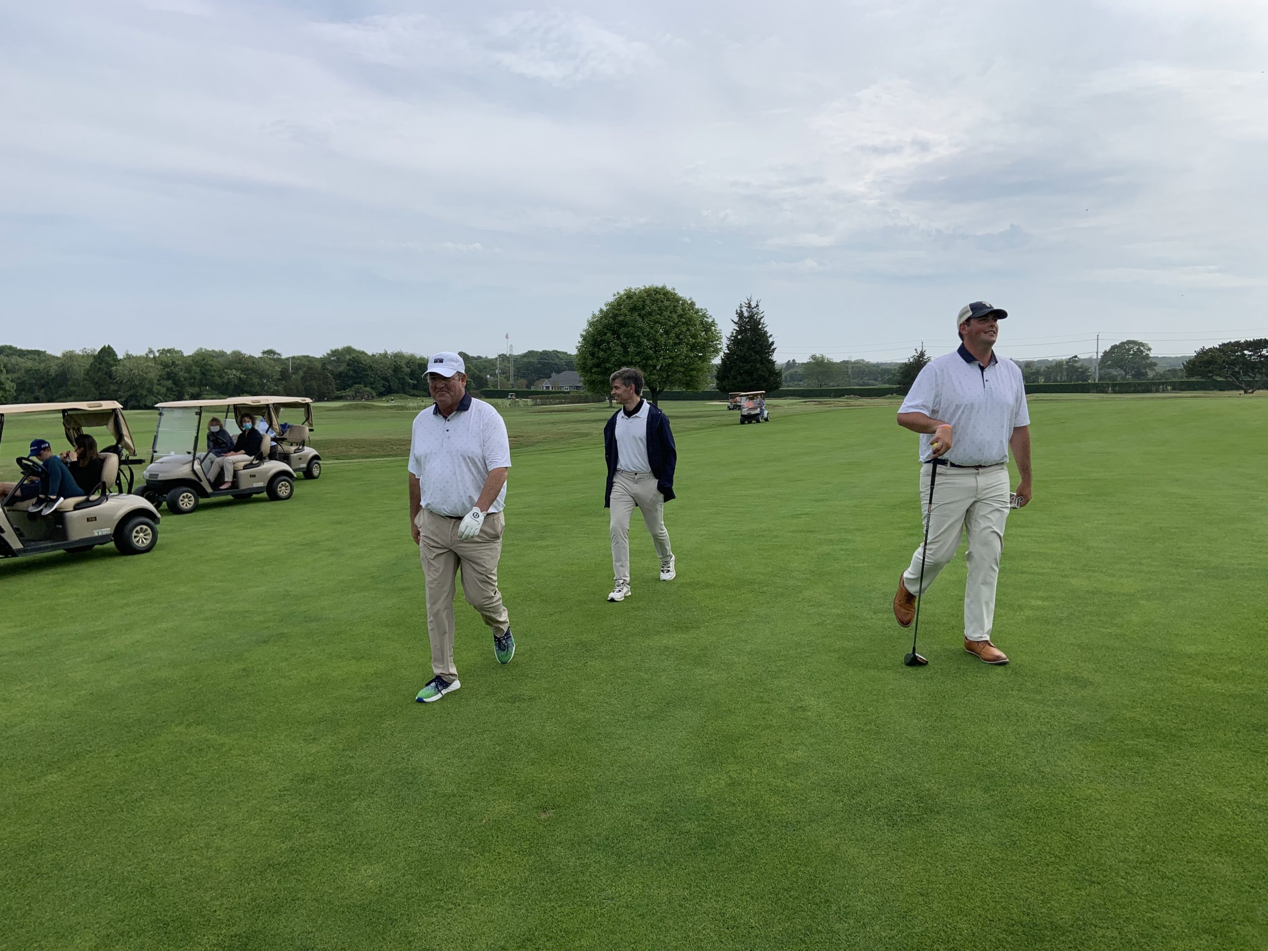 South Fork Country Club Raises 115,000 For Food Pantries With Charity Golf Match 27 East