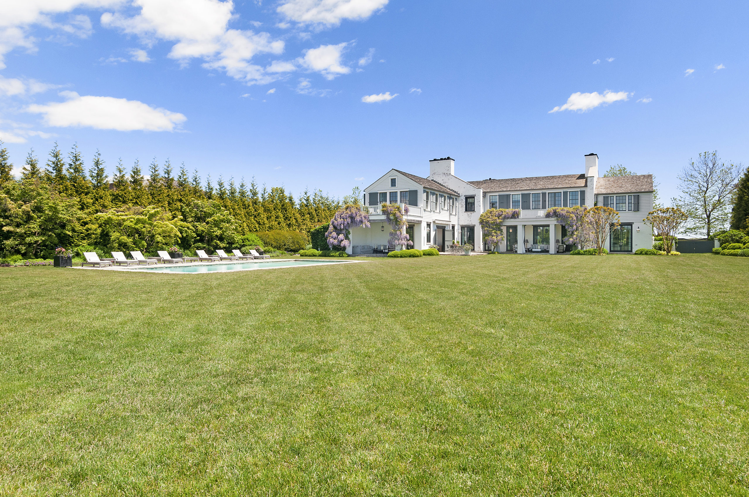 Bridgehampton Estate Designed By Steven Gambrel Sells For 18 Million