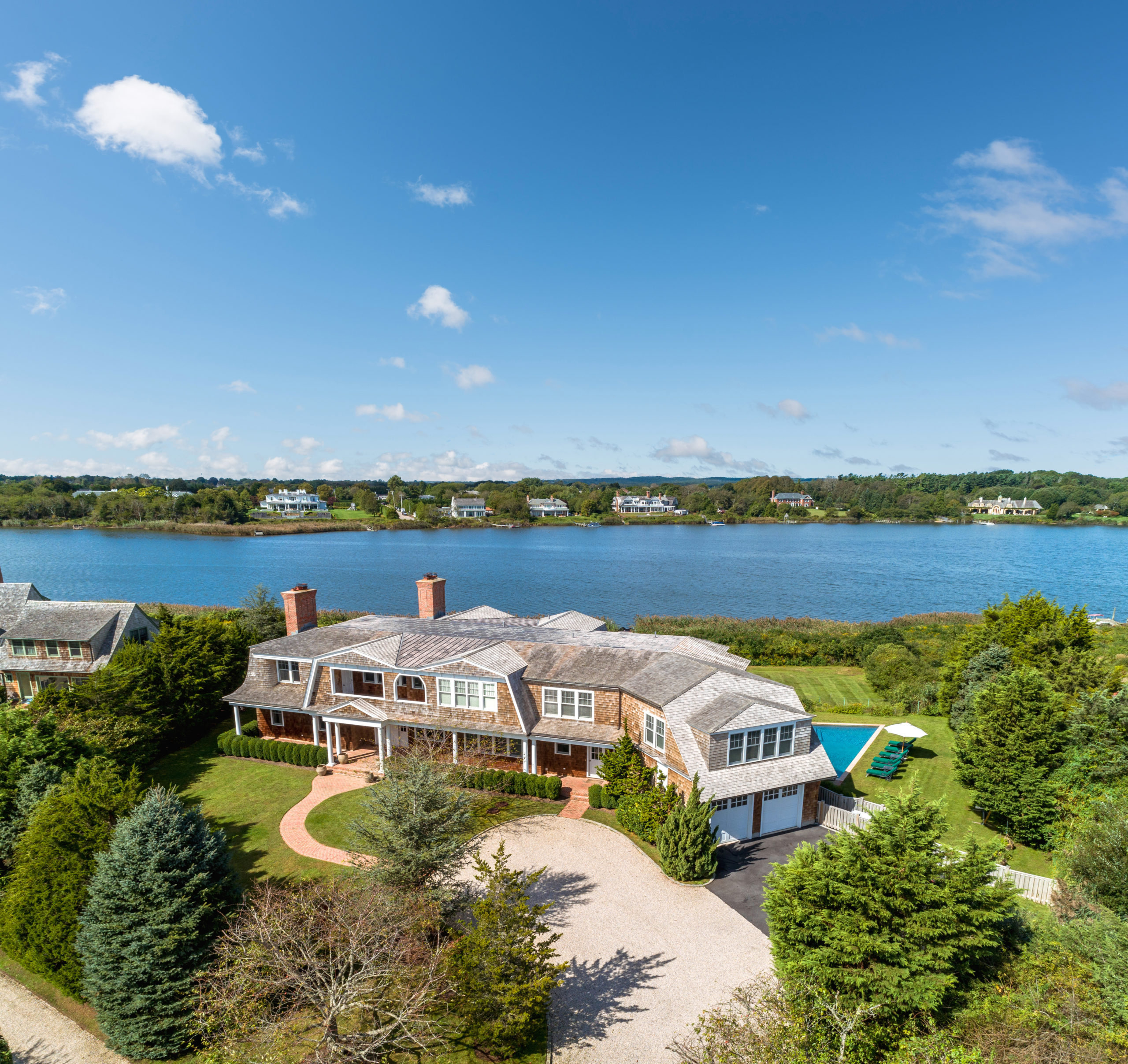 Three Big Summer Sales In Water Mill 27 East
