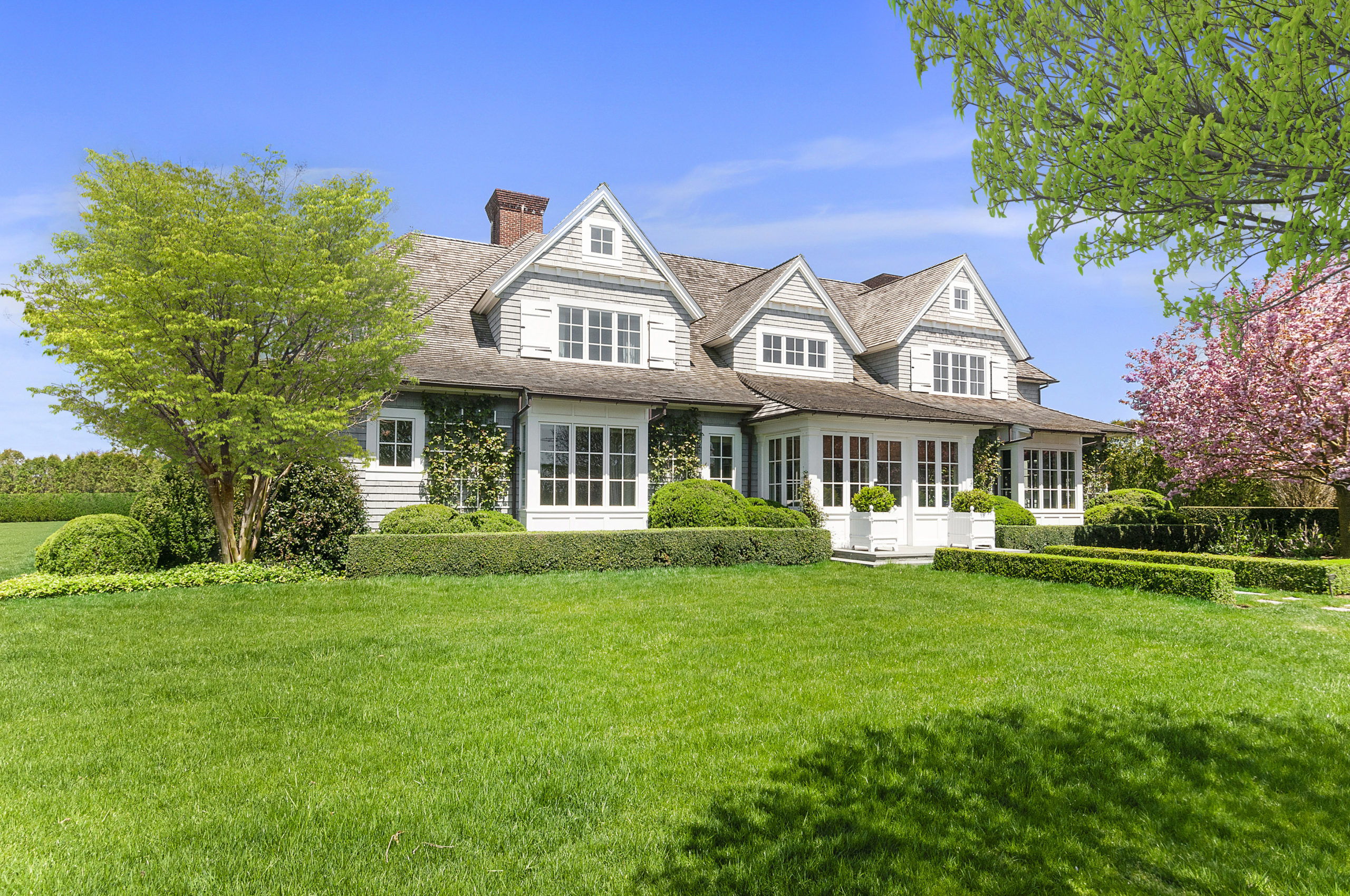 Bridgehampton Traditional Fetches $11.2 Million - 27 East