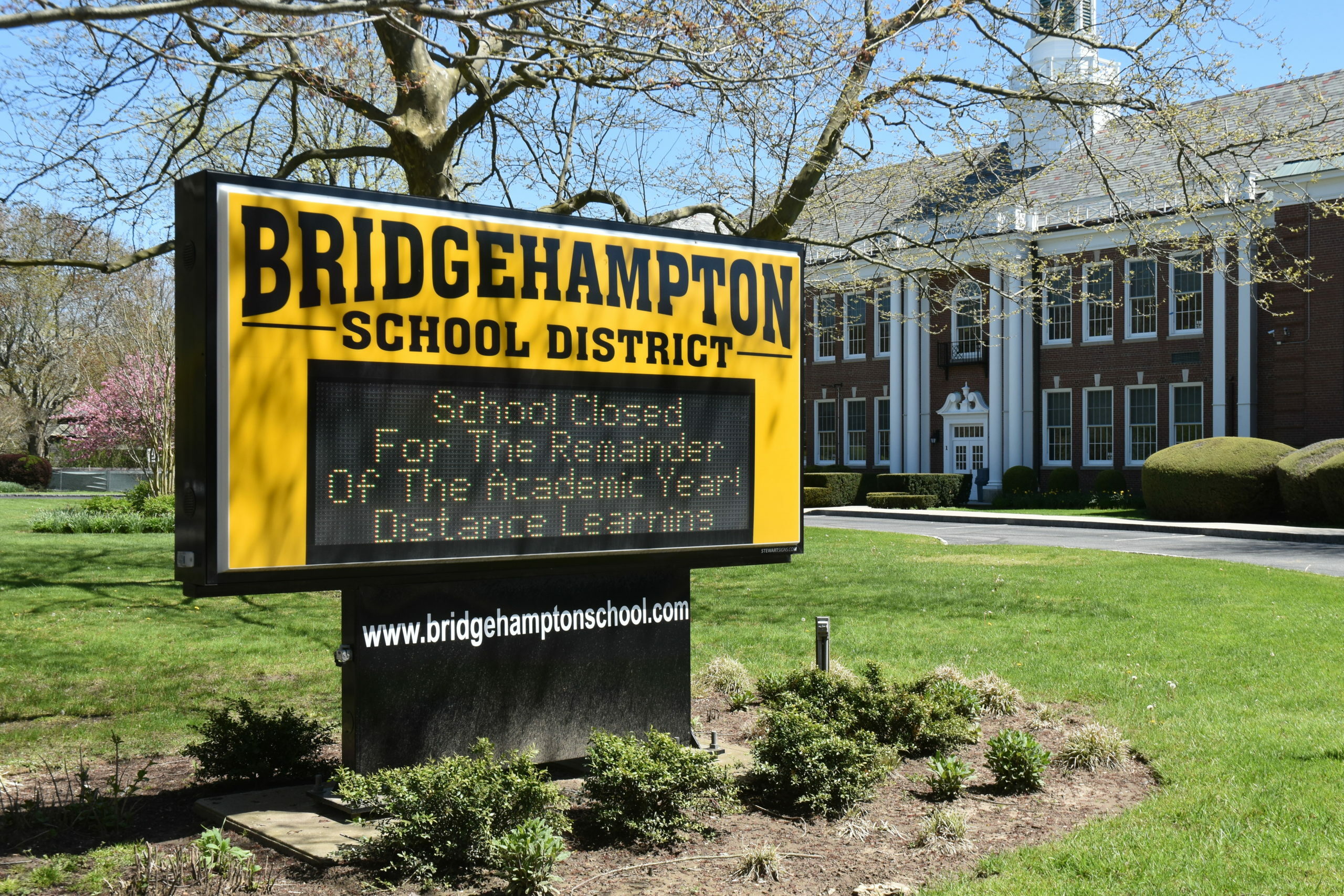 Sag Harbor, Bridgehampton School Districts Prepare for Reopening 27 East
