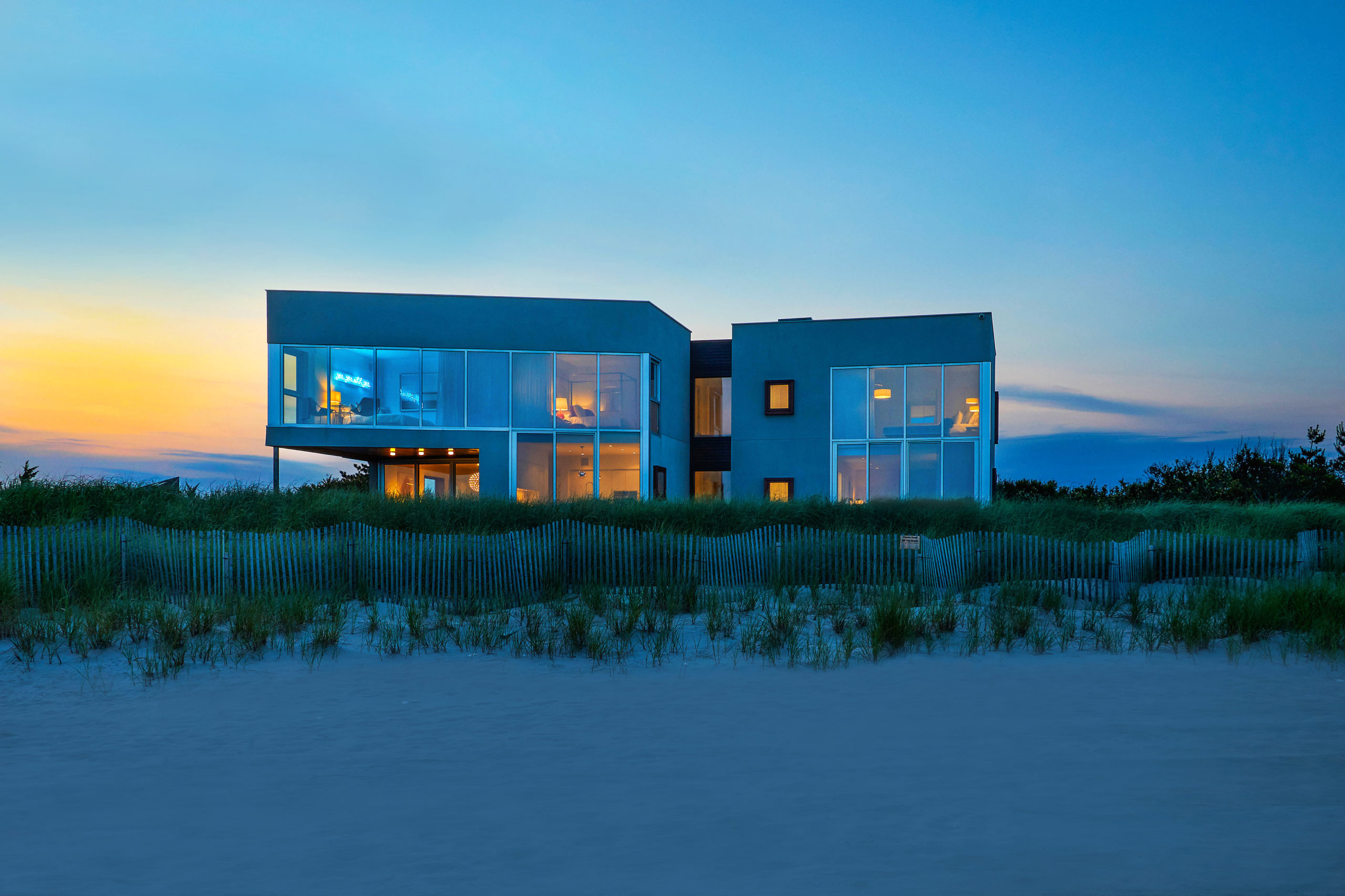 Sagaponack Oceanfront Modern Sells For 16 Million 27 East