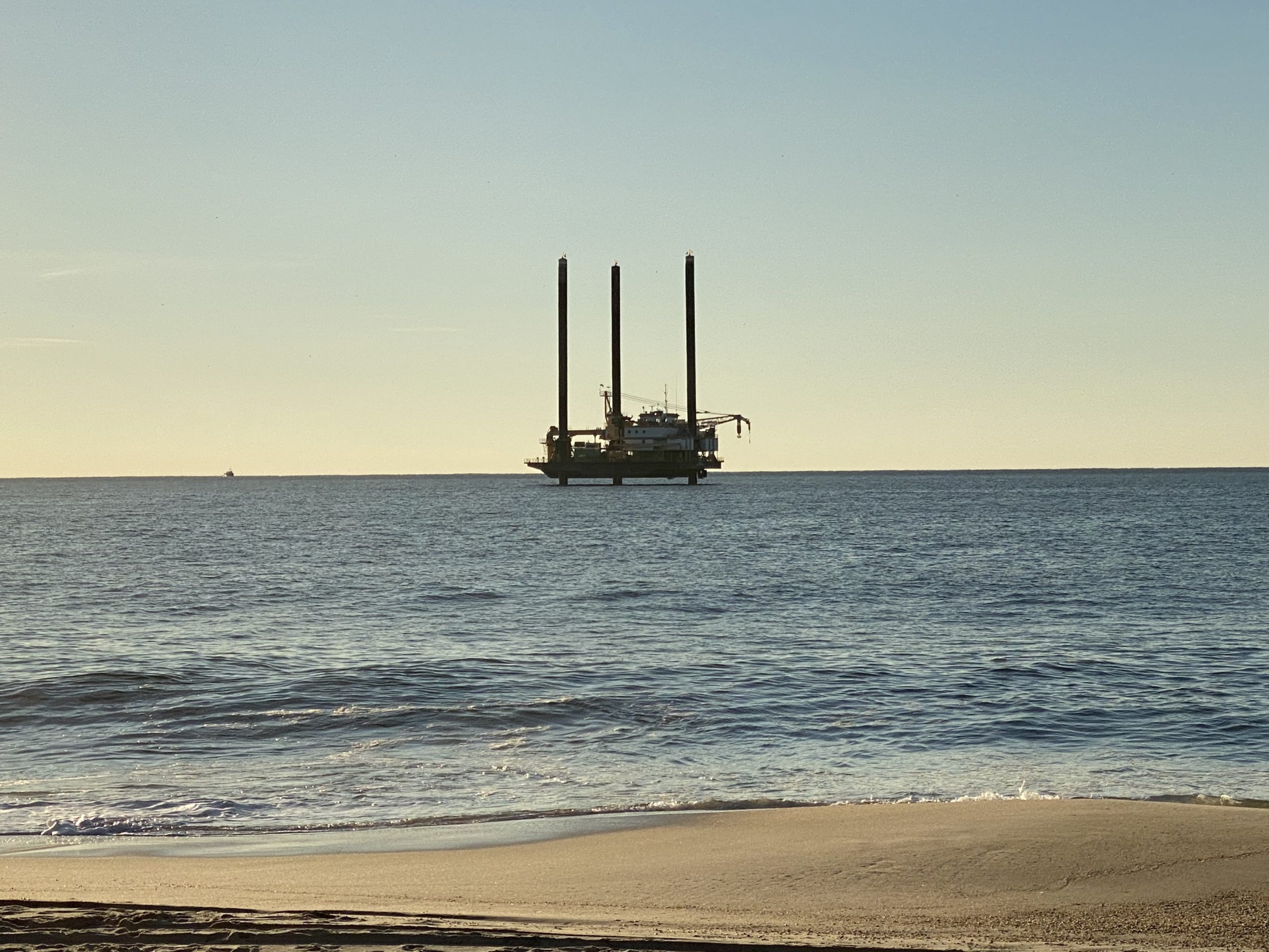 'Liftboat' Arrives In Ocean Off Wainscott For Wind Farm Soil Sampling
