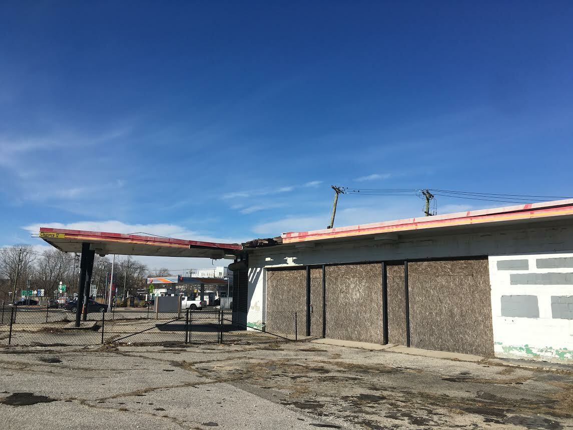 A plan to redevelop a defunct gas station site on the Riverside traffic circle prompted members of a local civic organization to call for a building moratorium.