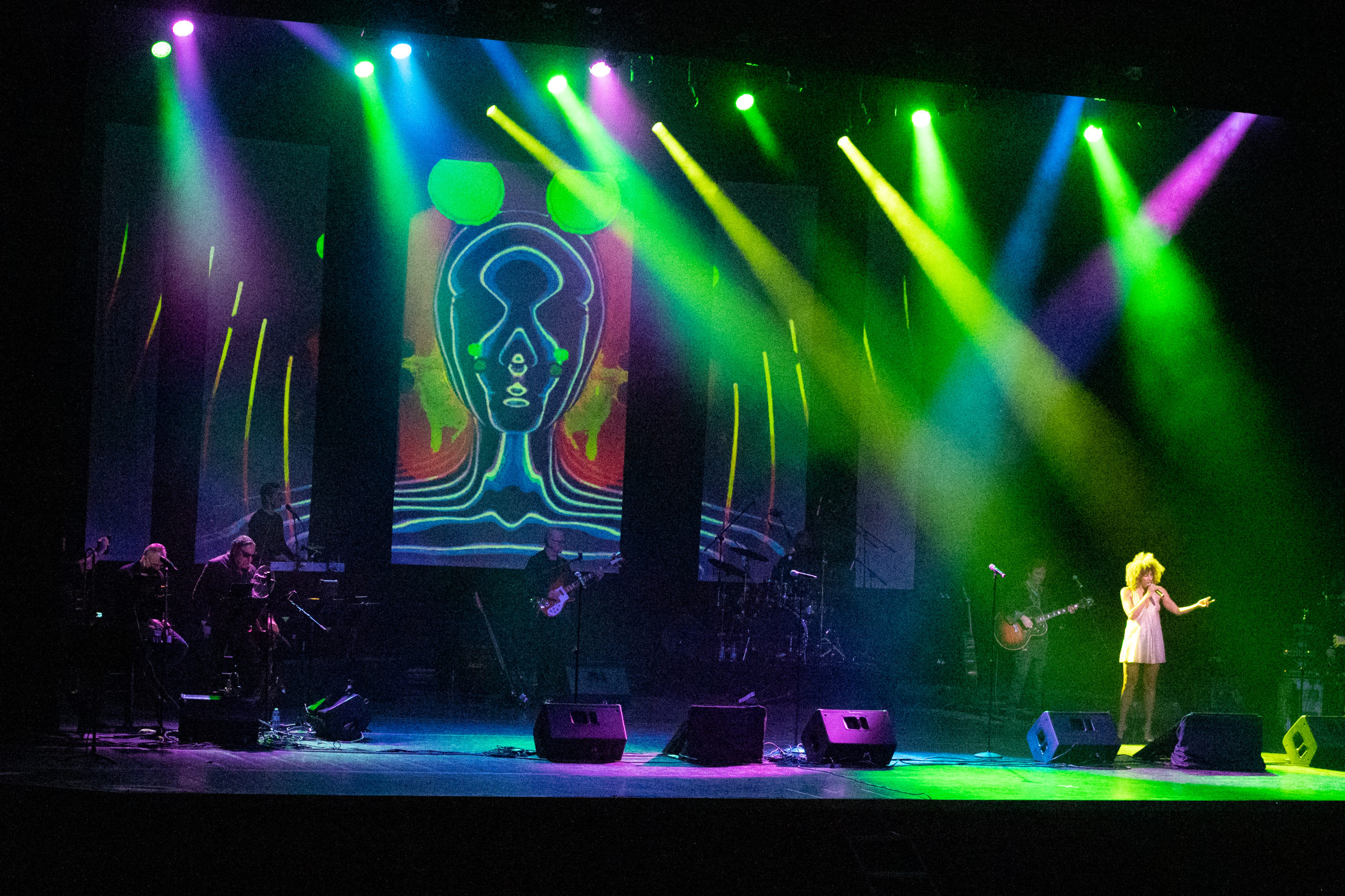 Getting In Tune On Stage With 'Who's Next' 27 East