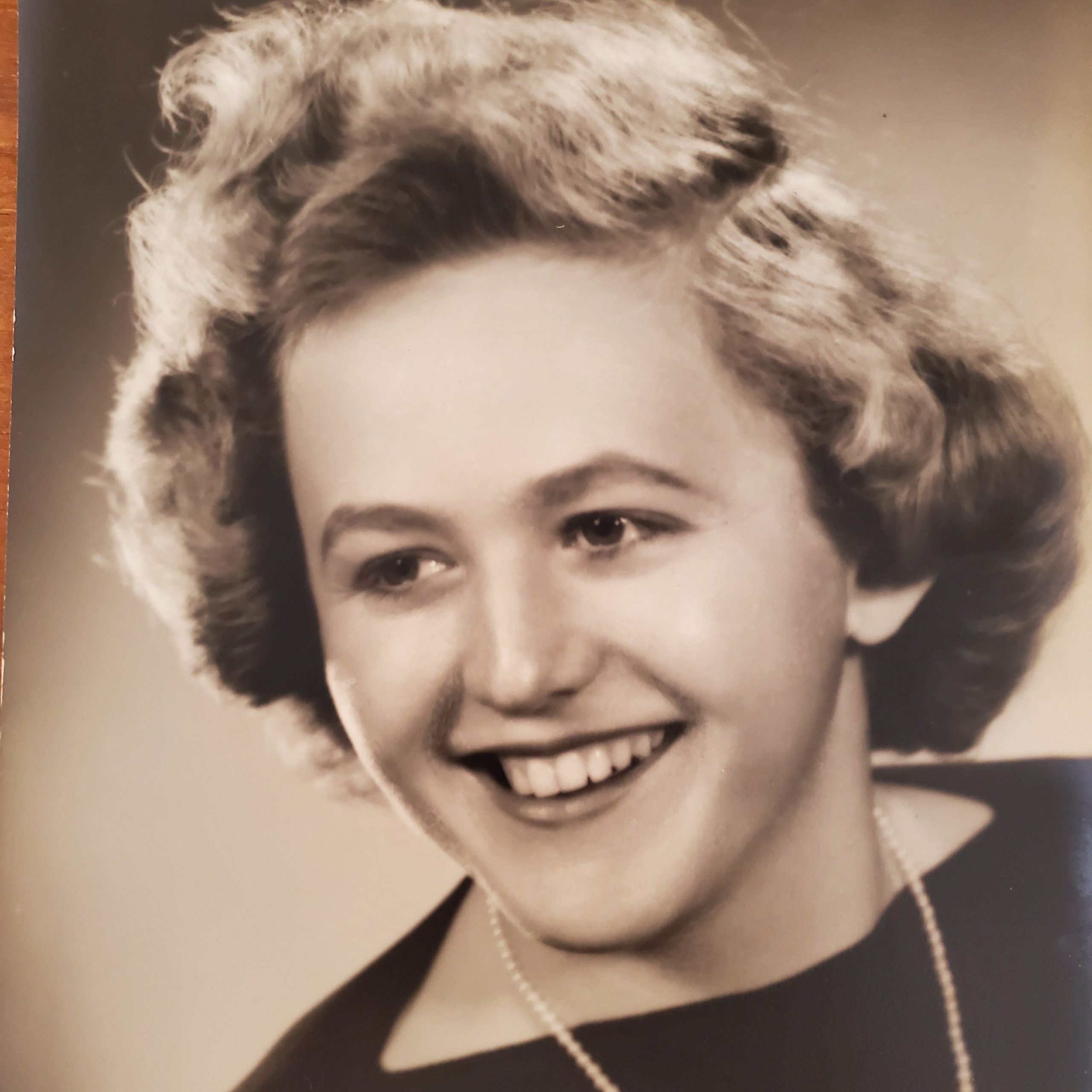 Irene H. Sikorski Of Water Mill Dies April 27 27 East