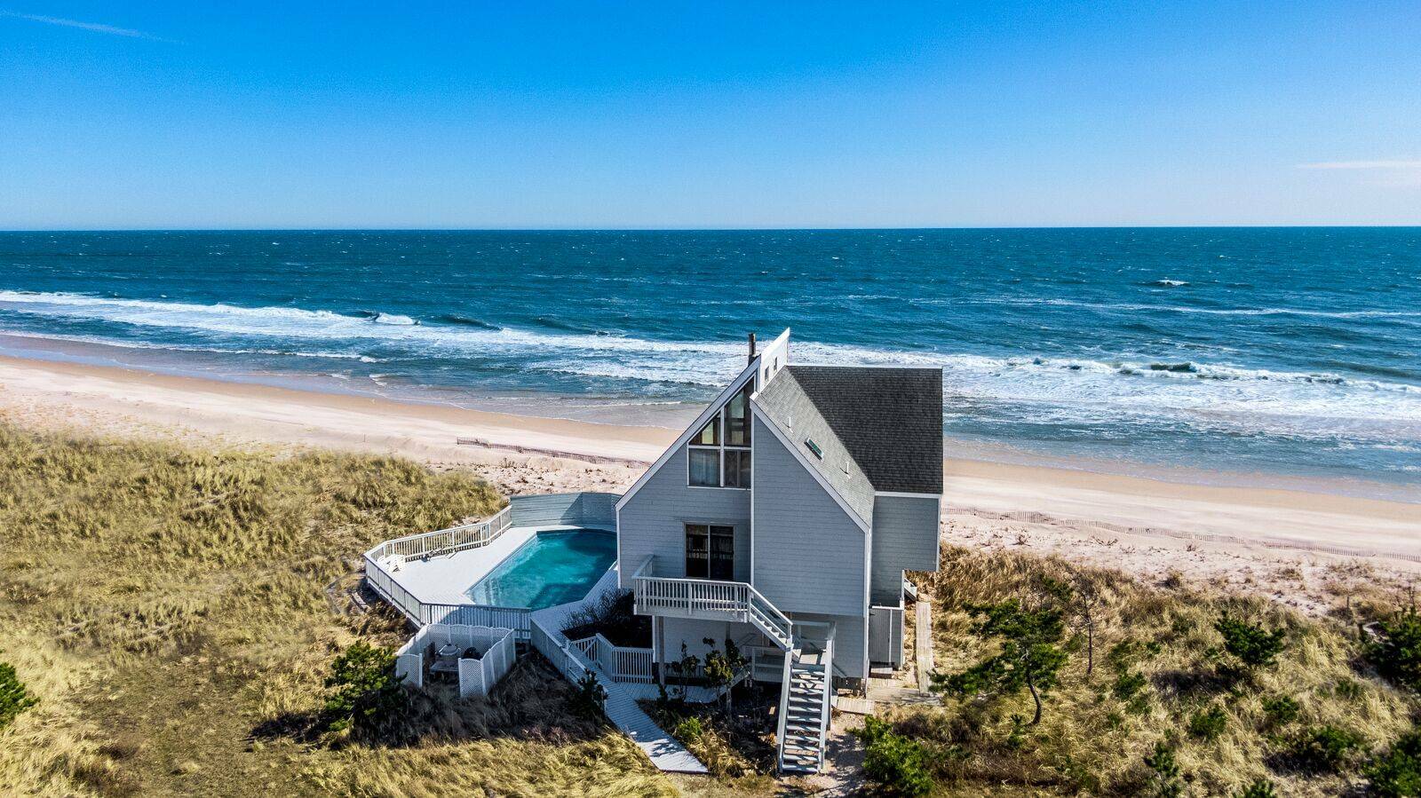 Oceanfront Development Opportunity On Dune Road In Quogue Sells For 7.