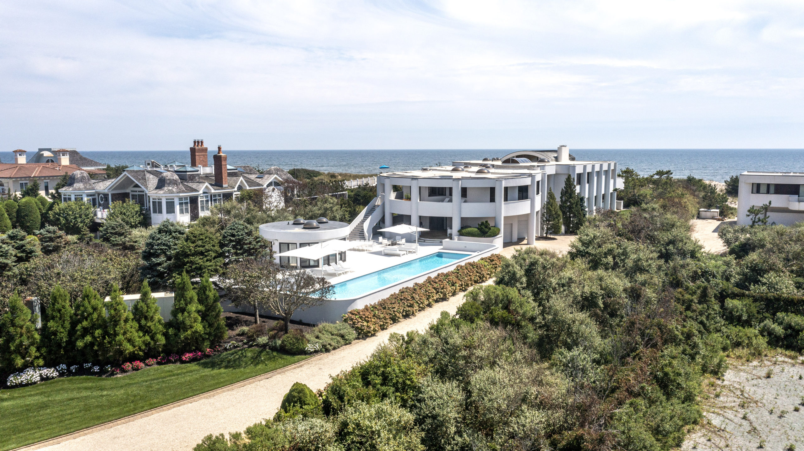 Oceanfront Dune Road Residence In Quogue Sells For 18.5 Million 27 East