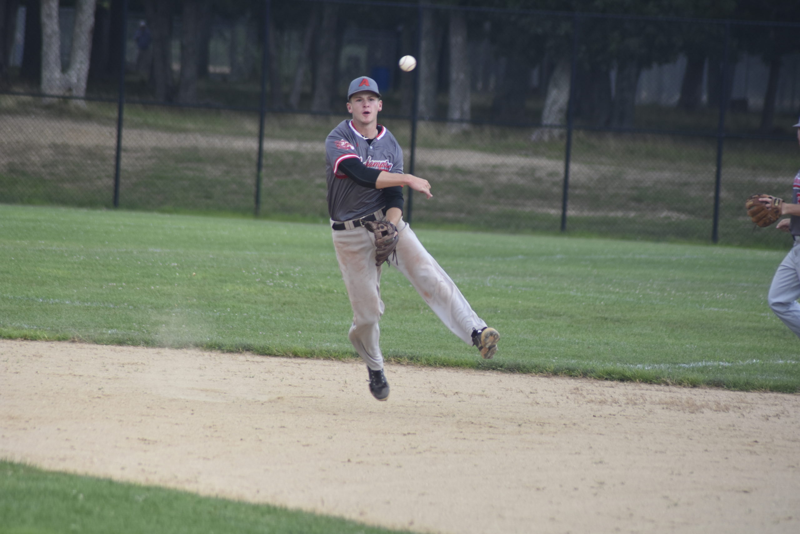 'Cardiac Cats' Sweep Westhampton Aviators To Advance To Third