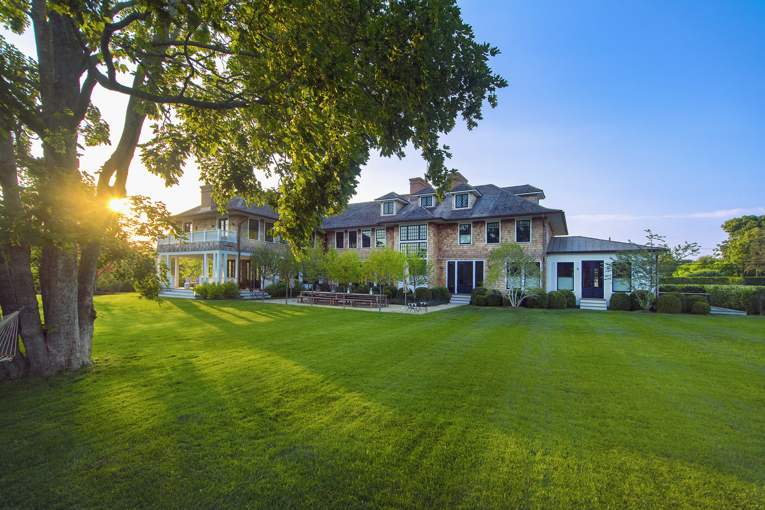 Rebuilt And Expanded Bridgehampton Residence Sells For 25 Million 27