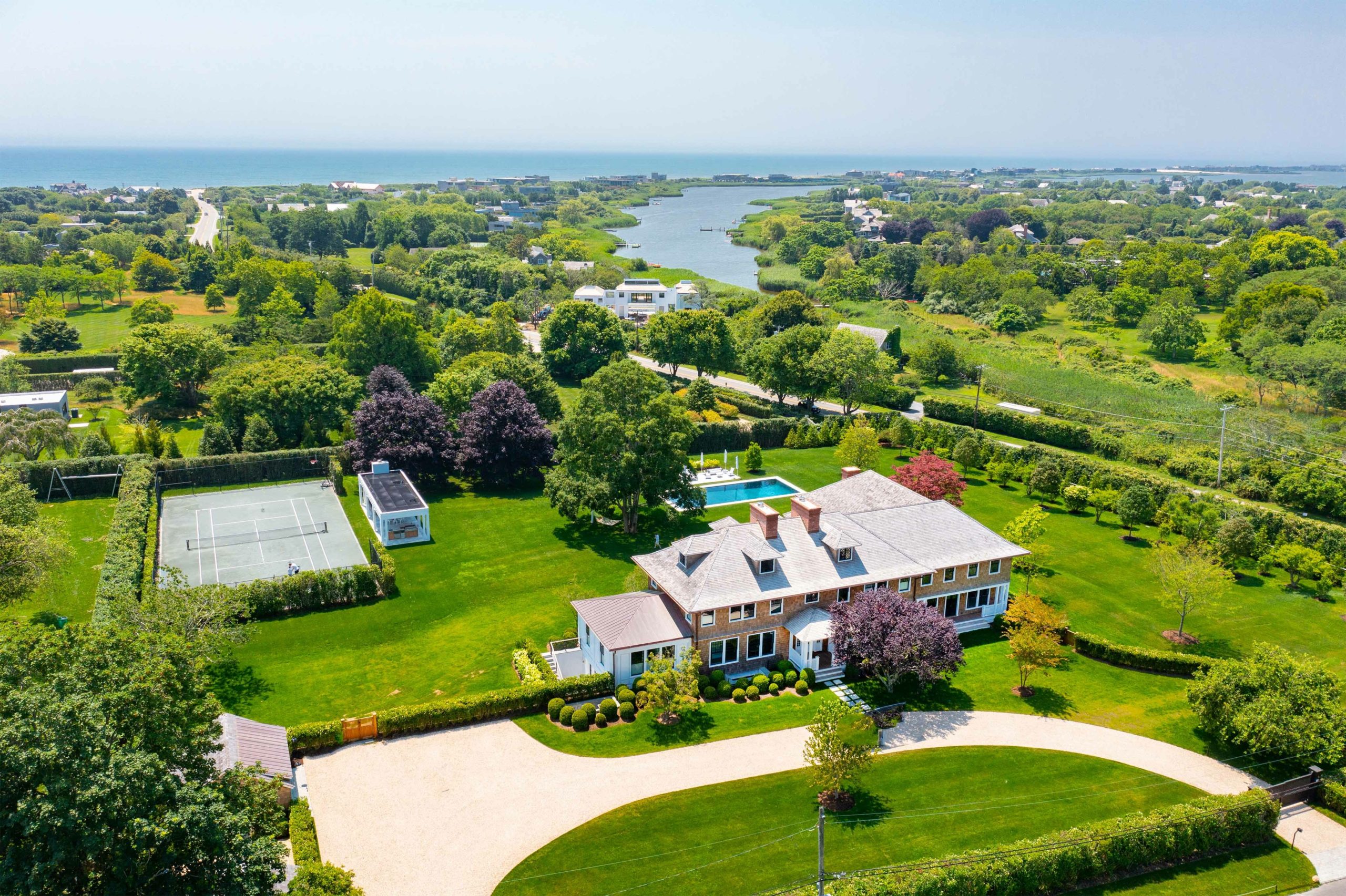 Rebuilt And Expanded Bridgehampton Residence Sells For 25 Million 27