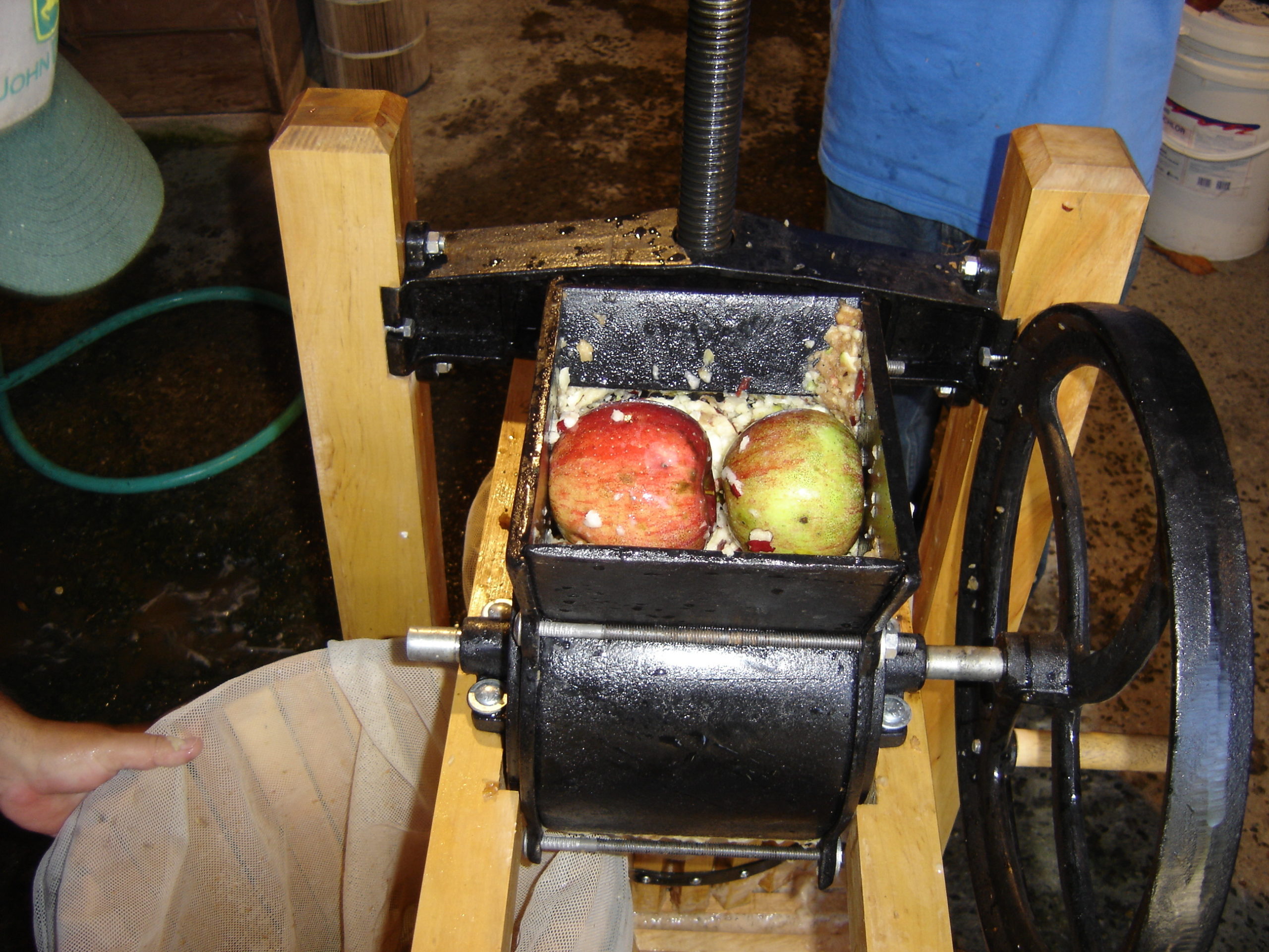 How Apple Cider Is Made 27 East