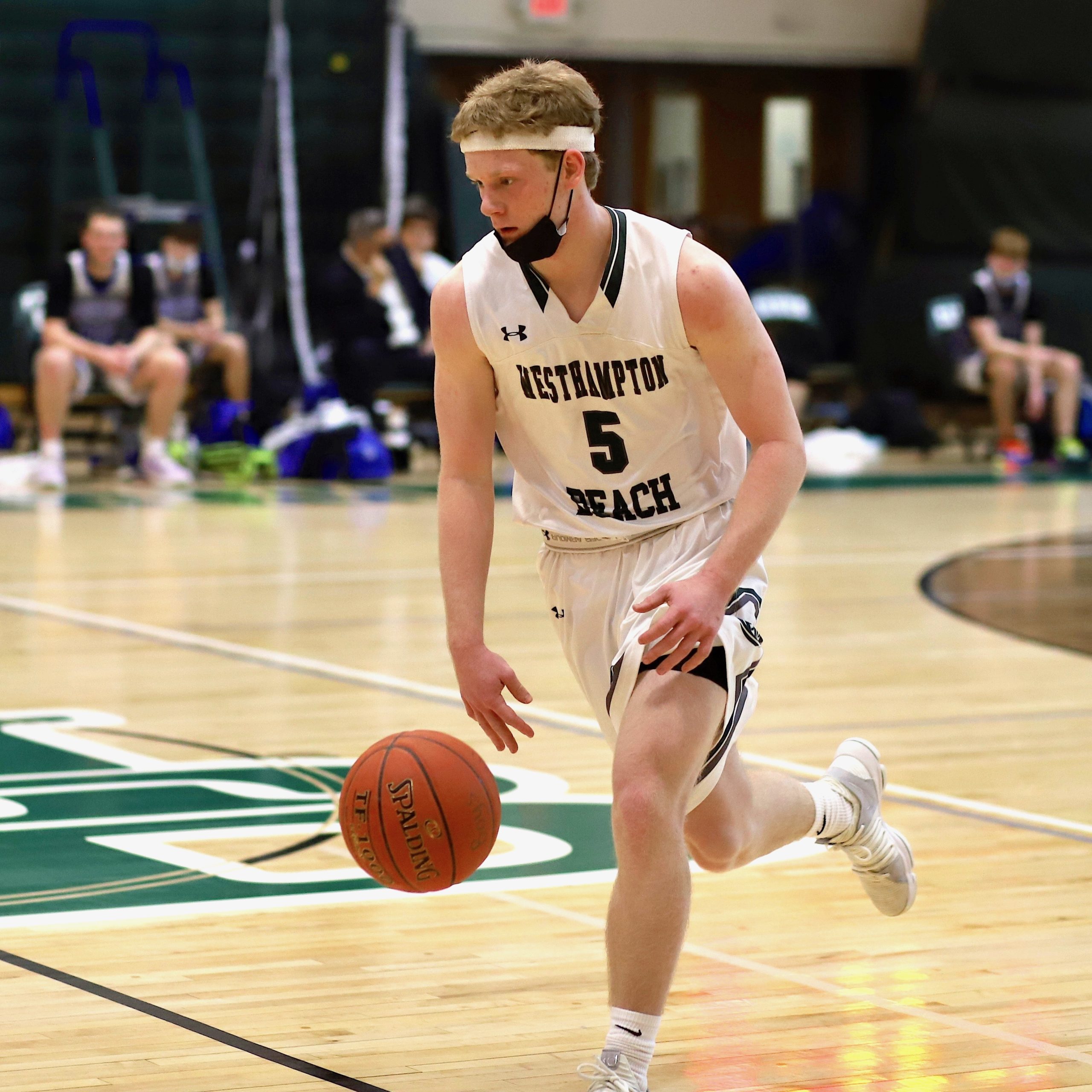 Westhampton Beach senior Nick Waszkelewicz scored over 100 points, which included 15 three-pointers, in seven games last season. CHRISTINE HEEREN