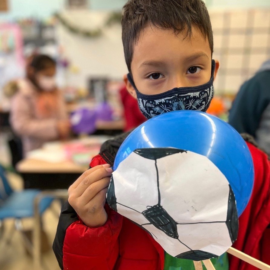 After reading “Balloons Over Broadway” by Melissa Sweet, Hampton Bays
Elementary School second-graders in Heather Ellis's and Erin McDermott’s class
learned about the history of the Macy’s Thanksgiving Day Parade and took on a balloon
challenge. They designed their own balloon floats and then paraded them around
their classroom.