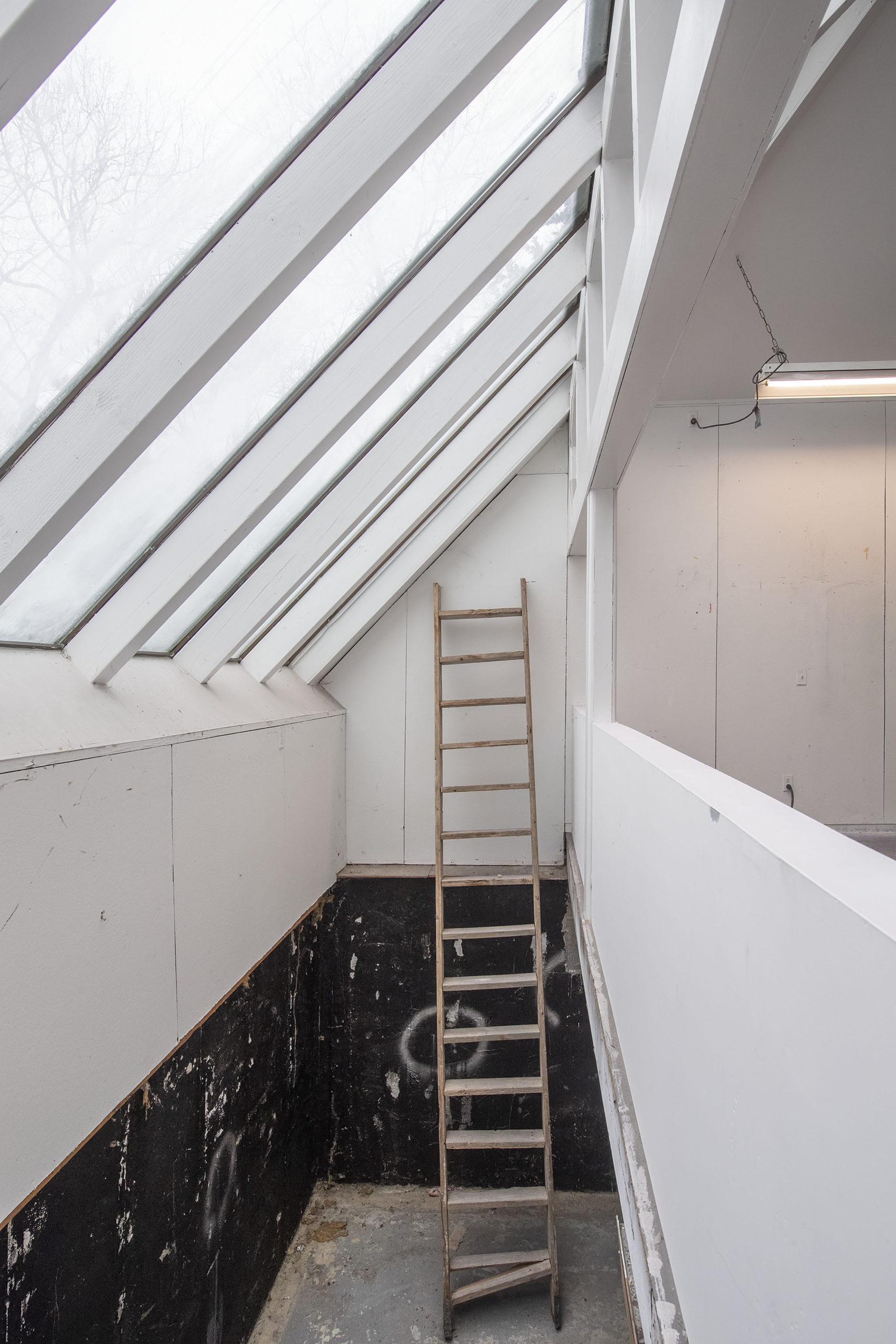 Inside the East Hampton studio where abstract expressionist Elaine de Kooning once worked.