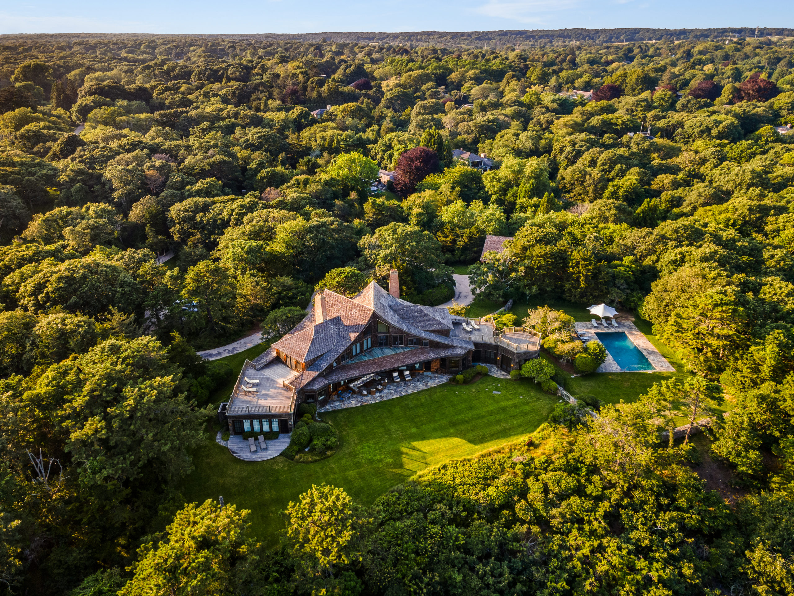 442 Further Lane, Amagansett. HEDGEROW EXCLUSIVE PROPERTIES