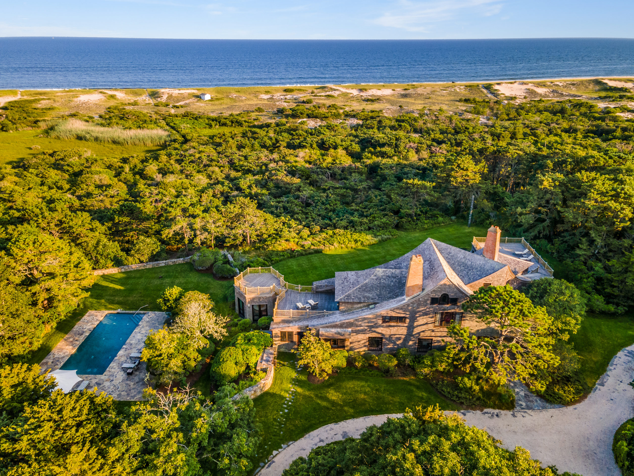 442 Further Lane, Amagansett. HEDGEROW EXCLUSIVE PROPERTIES