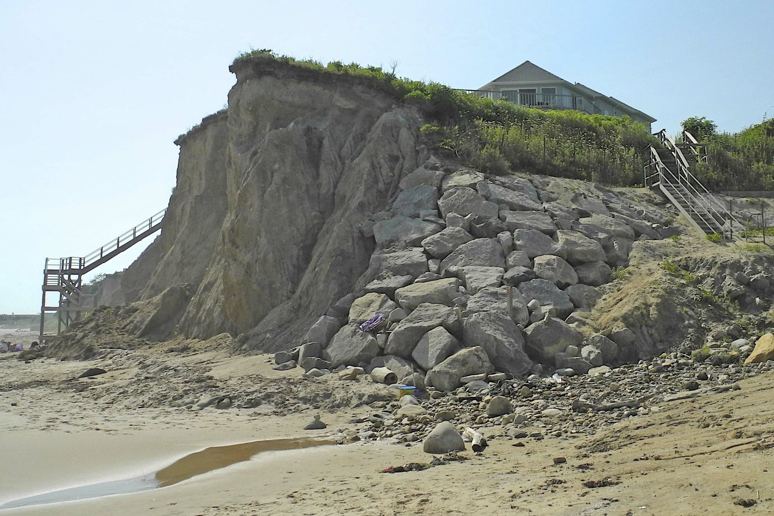A Montauk home in danger of falling off an ocean cliff due to erosion from storms.     EXPRESS FILE