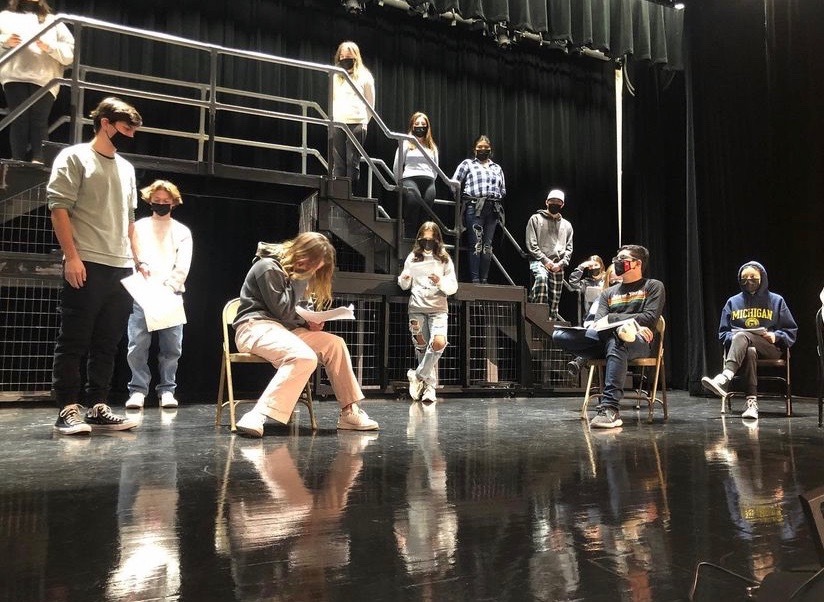 Hampton Bays High School drama students will perform “Chicago (High School Edition)” on April 1 through 3.