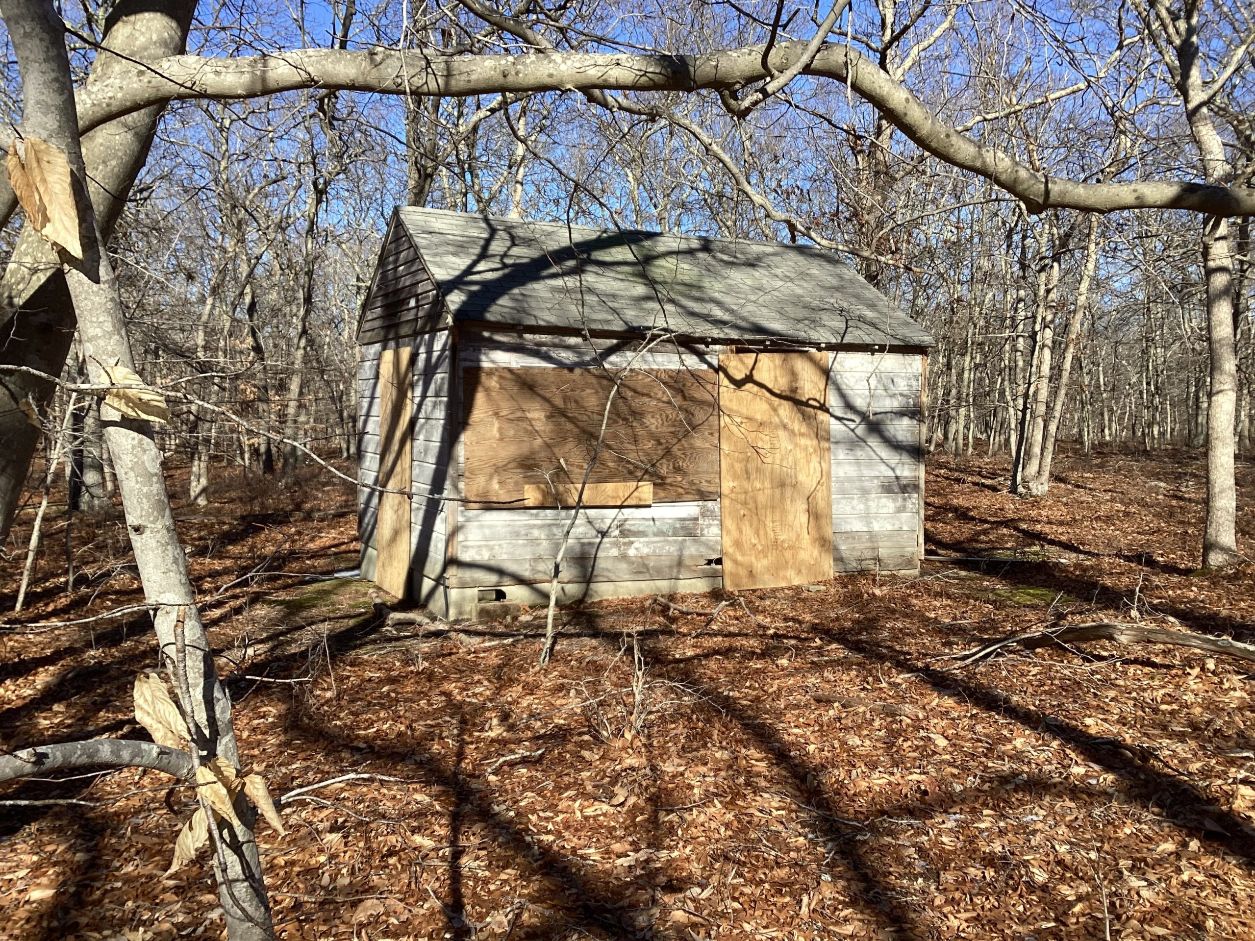 The guest cottage on the Springs property where artists James Brooks and Charlotte Parks once lived, as it stands today. BRYAN BOYHAN