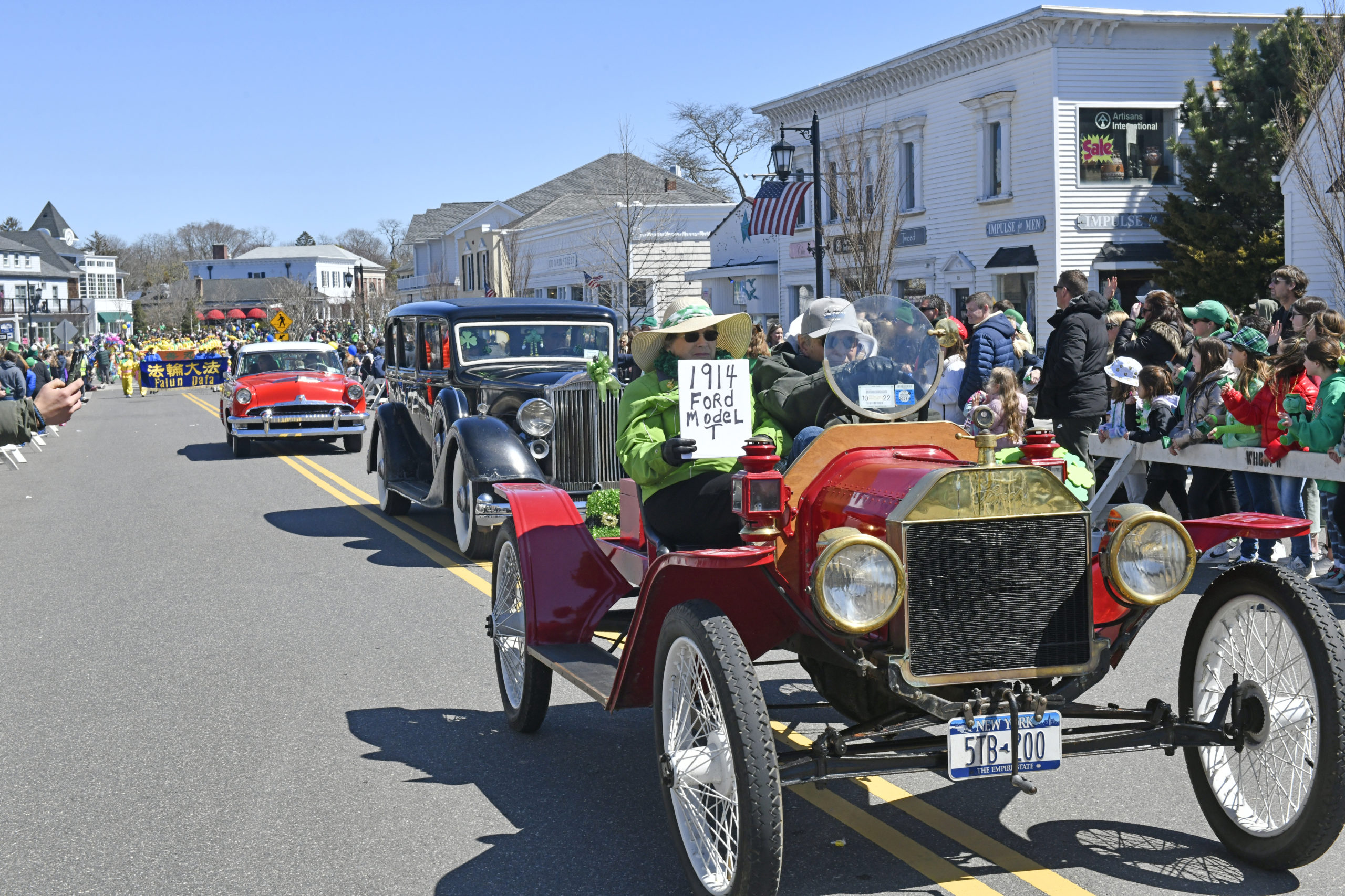 westhampton-beach-hosts-53rd-annual-st-patrick-s-day-parade-27-east