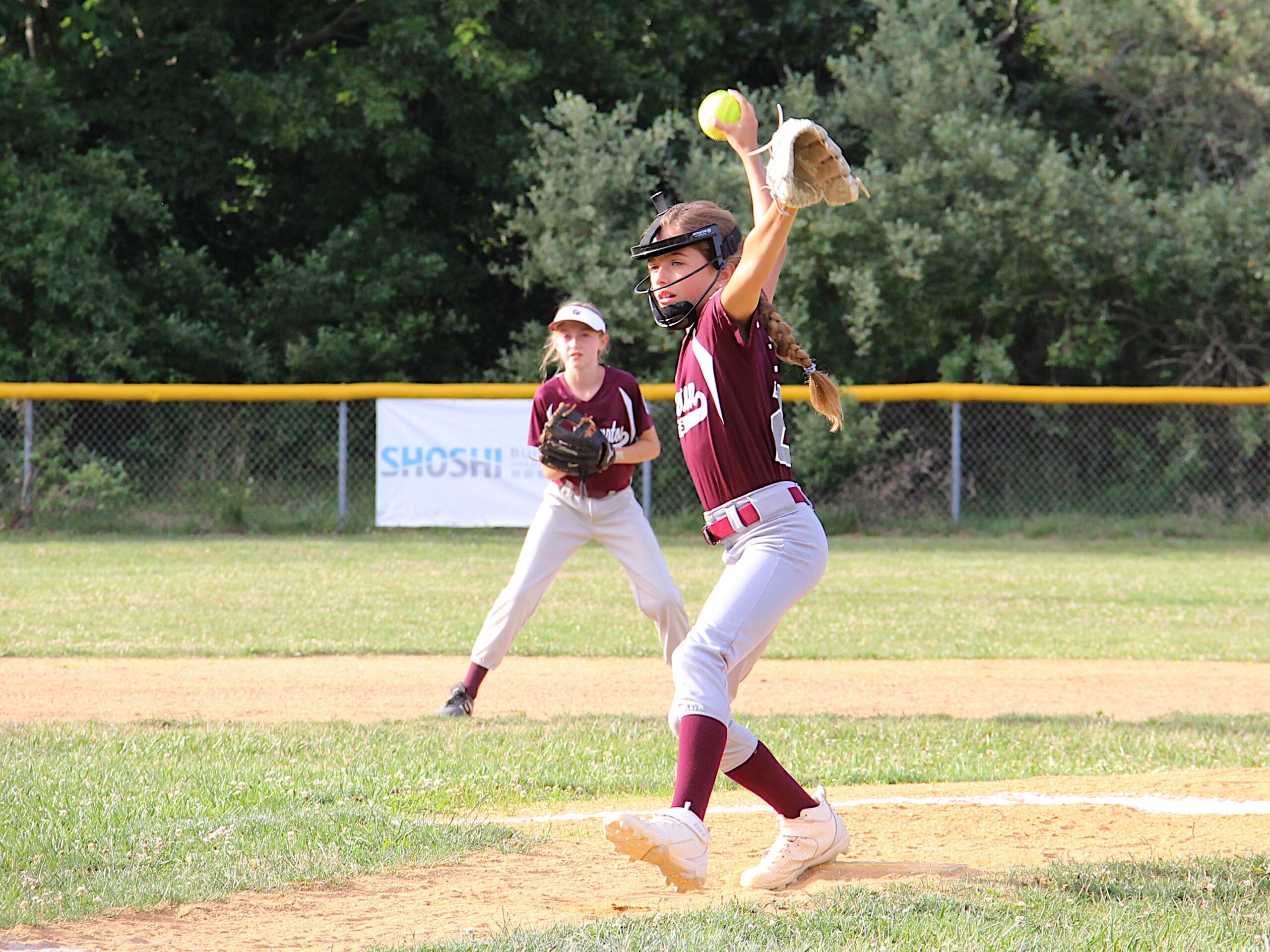 Strong Run Ends In District Finals For East Hampton's Minors Softball