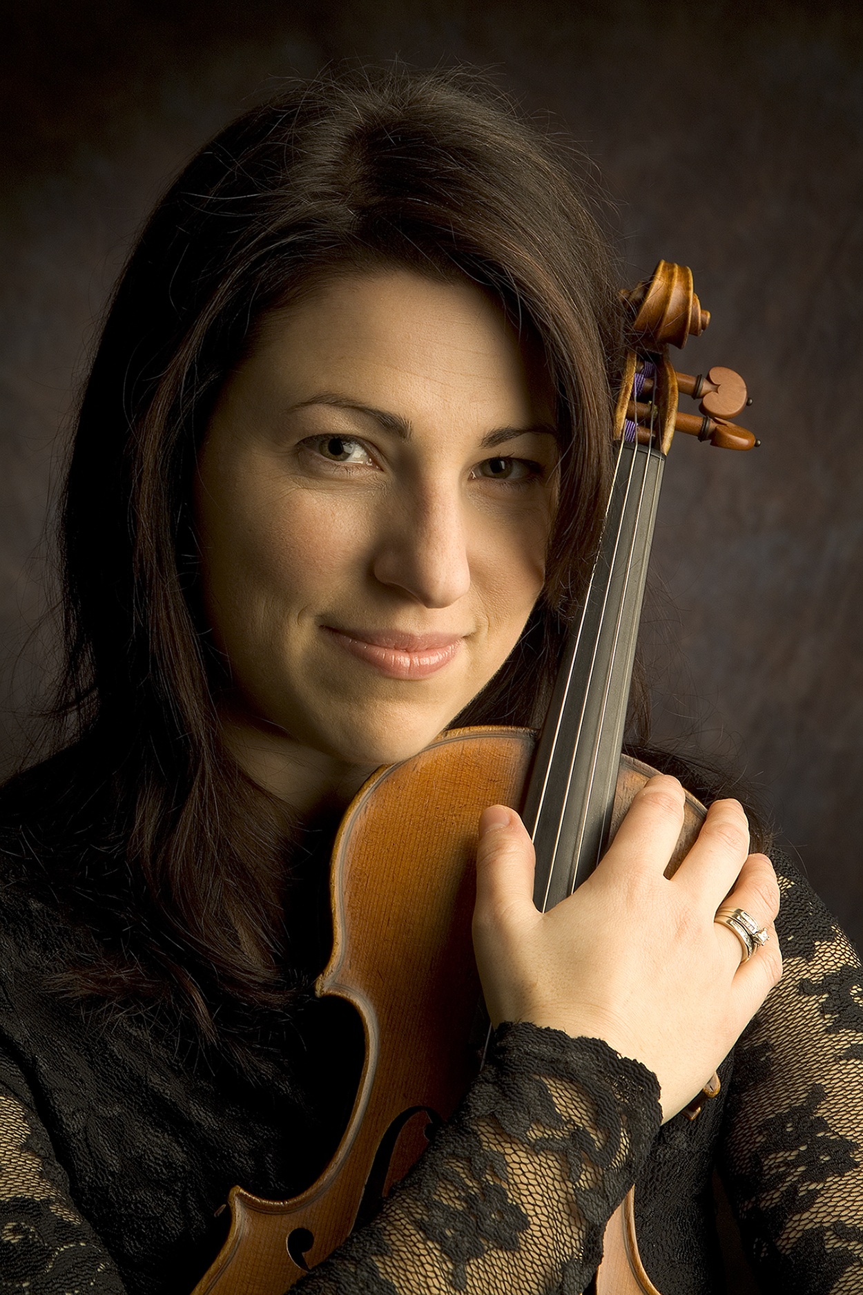 Violinist Amy Schwartz Moretti. BRUCE FORSTER