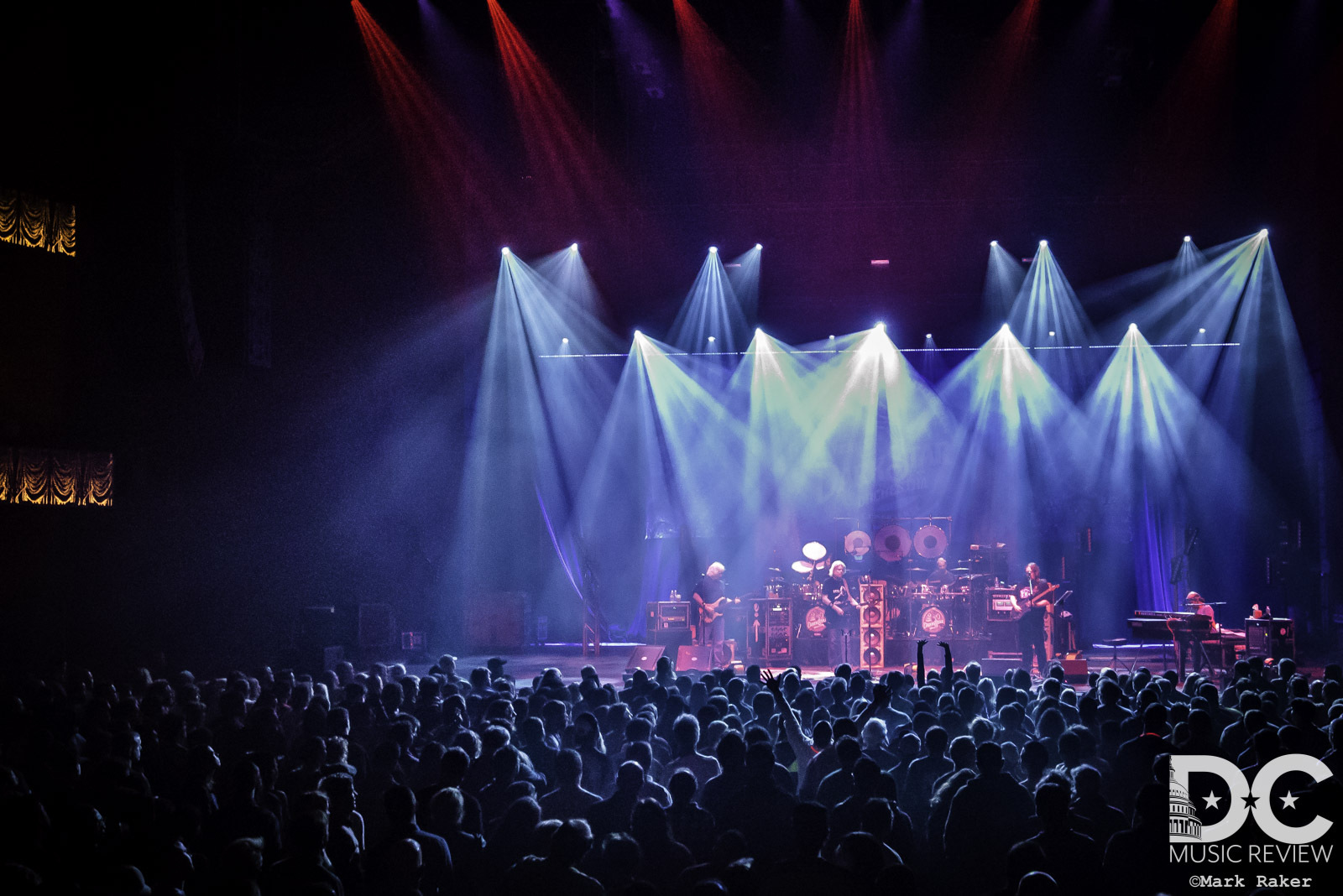 Dark Star Orchestra performing at The Anthem, Washington, D.C. COURTESY THE ARTISTS