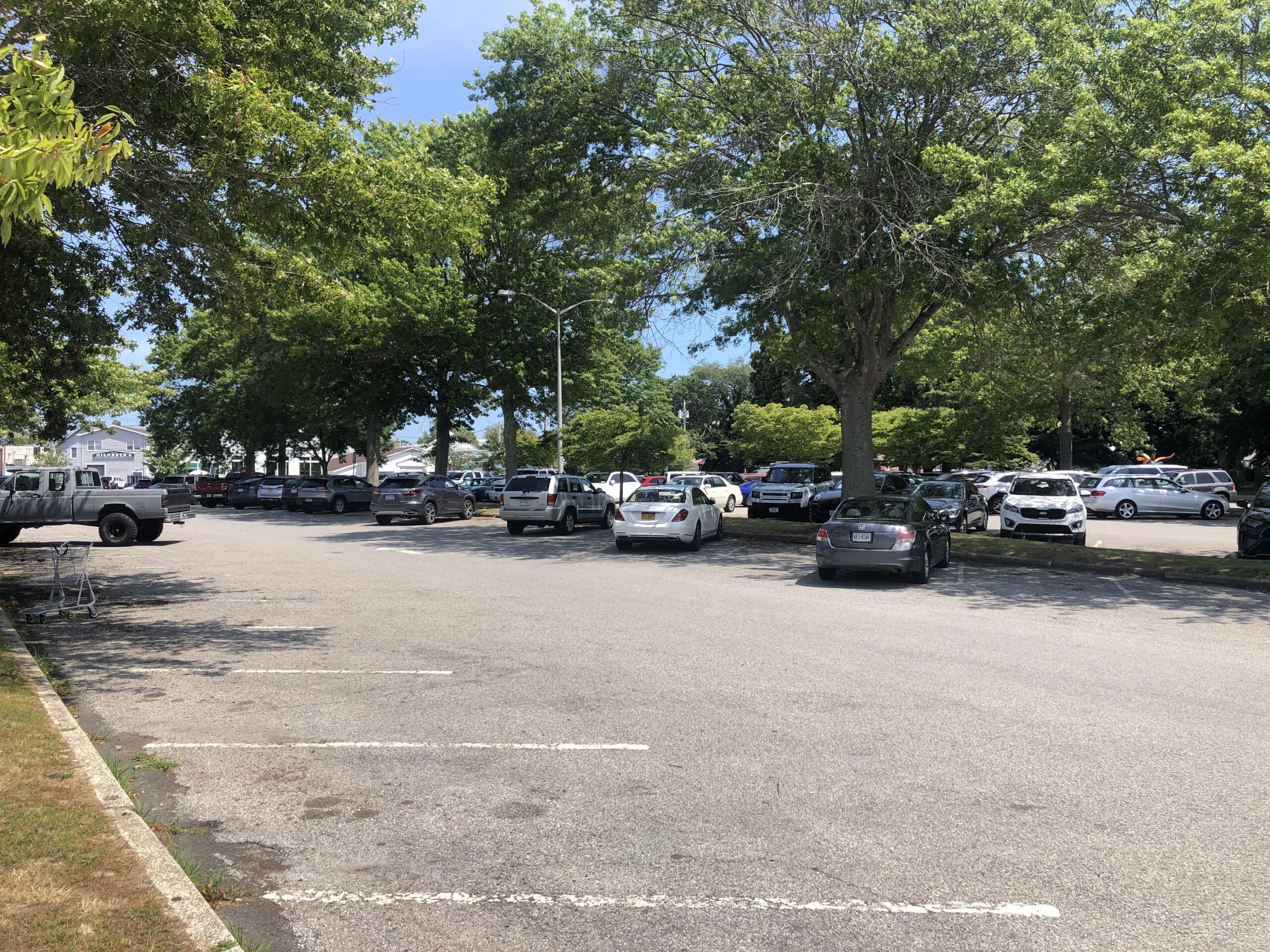 Southampton Village Exploring Possibility Of Adding Paid Parking - 27 East