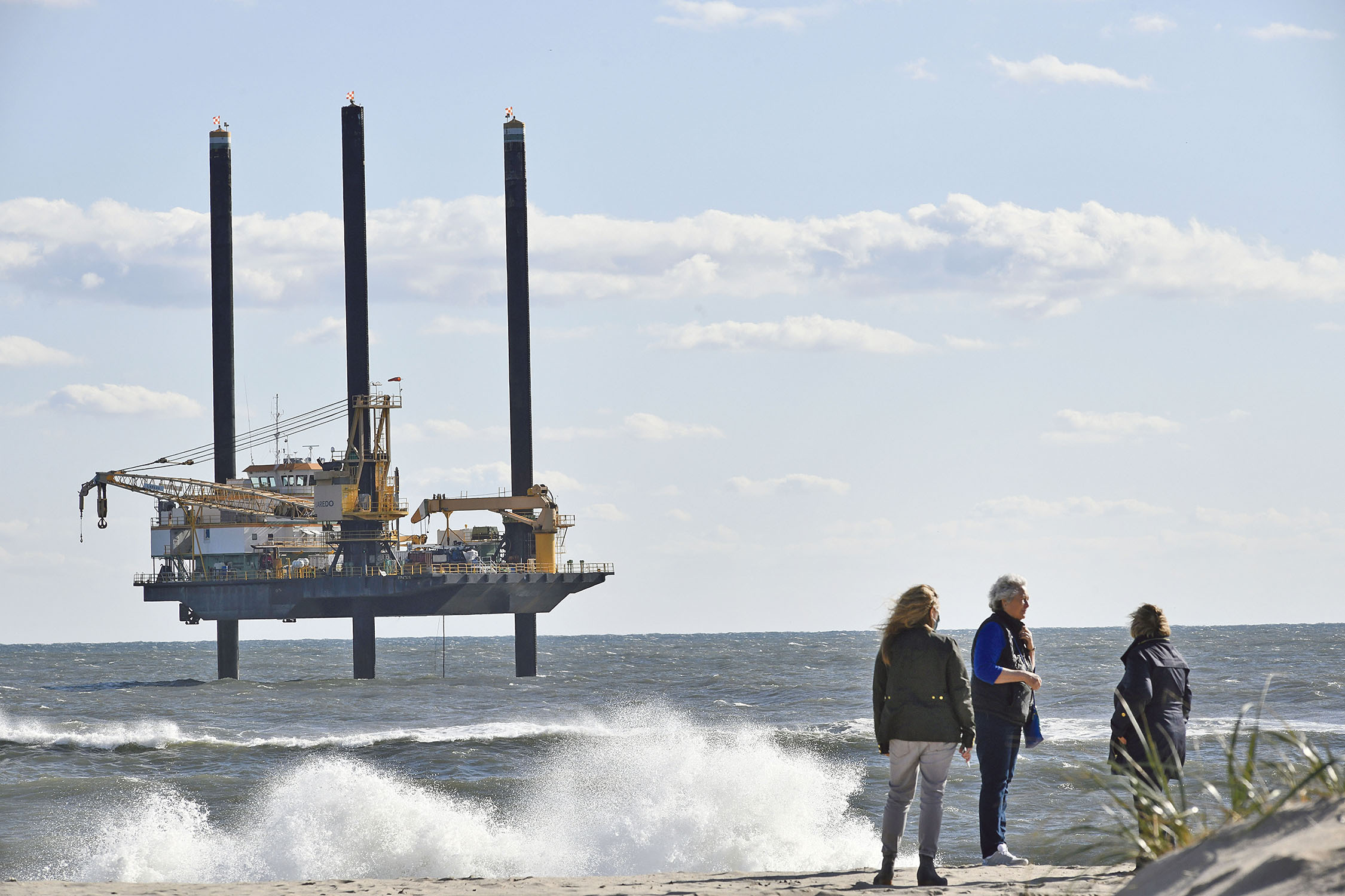 A lift boat like the one that was stationed off Wainscott last winter will return to the waters off Beach Lane this winter to serve as the offshore operations base during the installation of the South Fork Wind power cable.   DANA SHAW