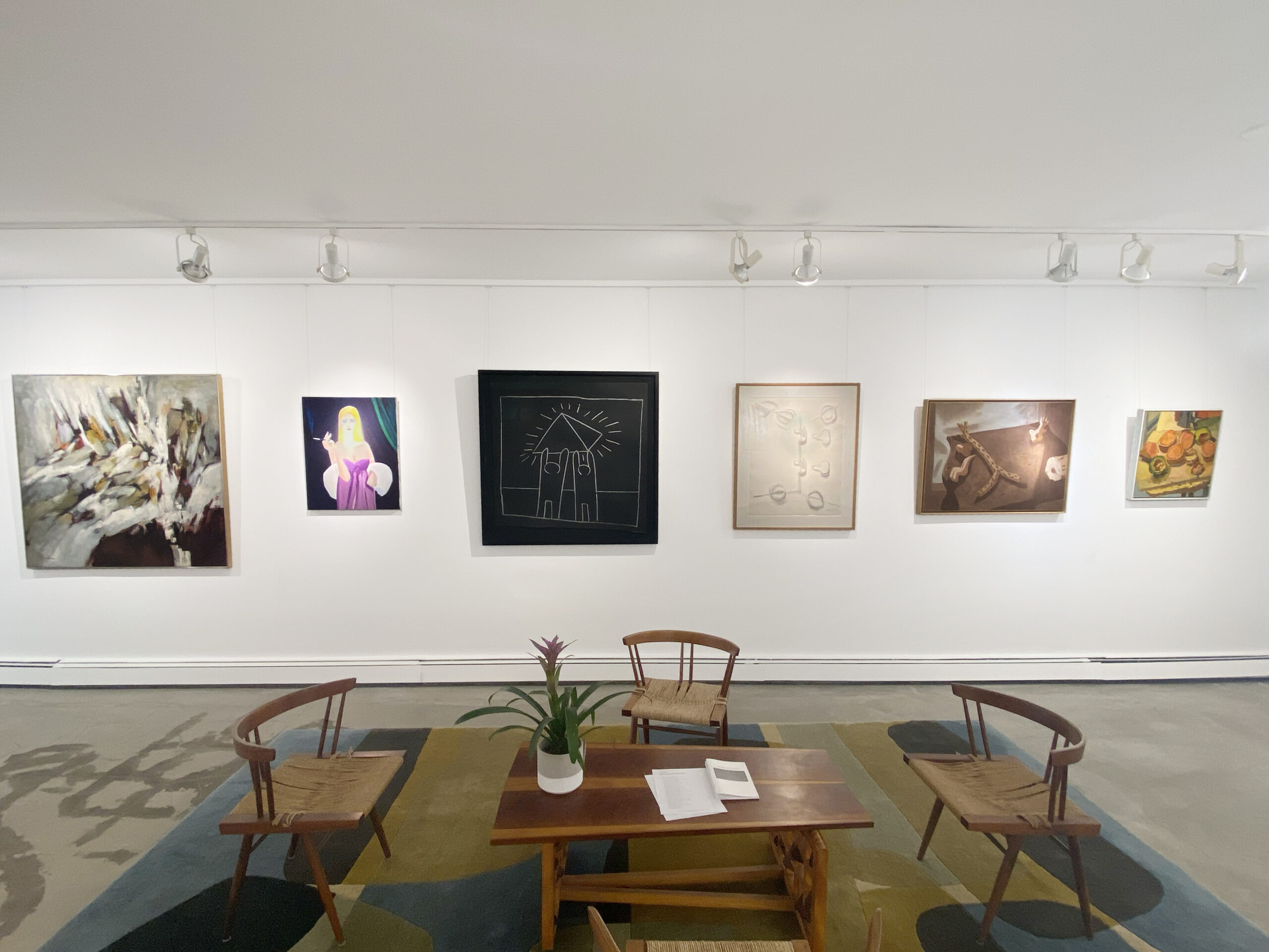 Monochrome Figures at Mark 27 East