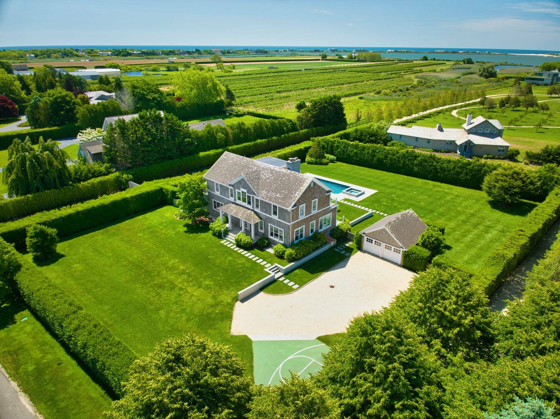 31 Mecox Bay Lane in Water Mill sold for $7.6 million. AERIAL HAMPTONS/COURTESY SOTHEBY'S INTERNATIONAL REALTY
