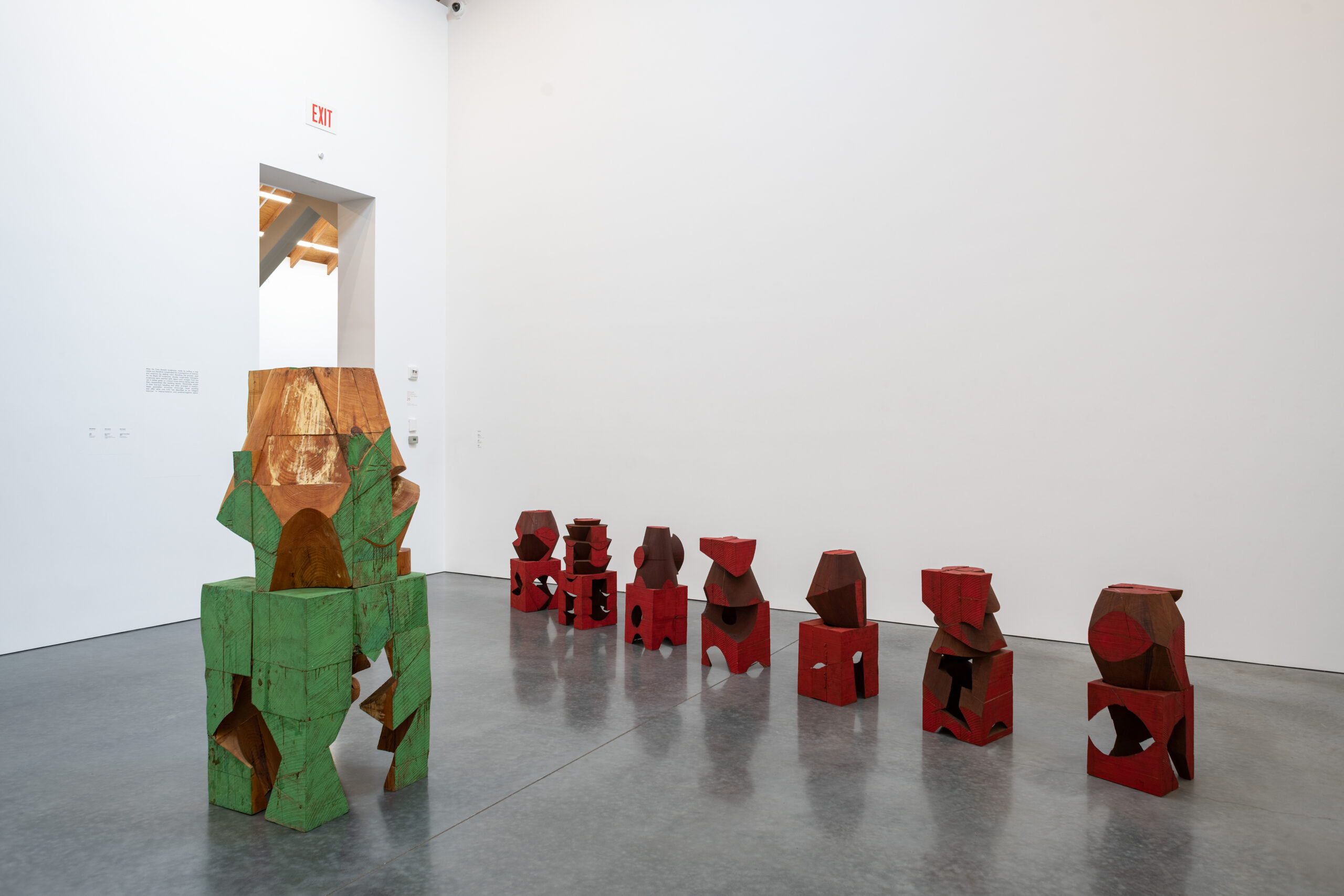 Mel Kendrick’s “Untitled (Green Block),” 2007. Wood and Japan color, 68” x 25¼” x 25¼.” Hall Collection; Selections of “Untitled,” 2007 series. Mahogany, Japan color, various dimensions. Courtesy the Artist and David Nolan Gallery. GARY MAMAY