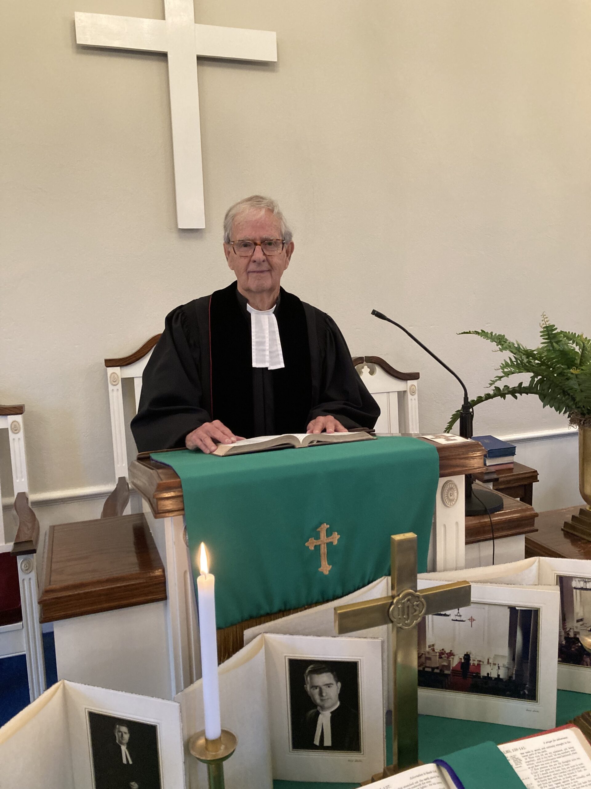 Father Stuart Long Wikipedia 08 - o639xuj