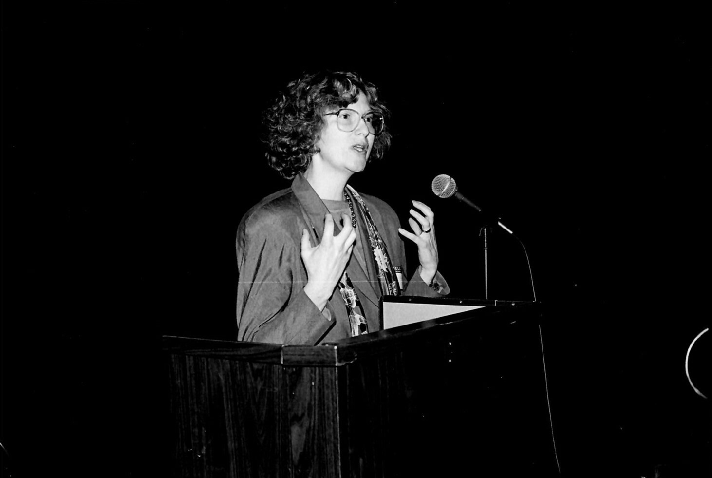 Activist Ellen Cassedy speaking at an event. In 1973, Cassedy and her friend Karen Nussbaum established the 9 to 5 National Association of Working Women. COURTESY ELLEN CASSEDY