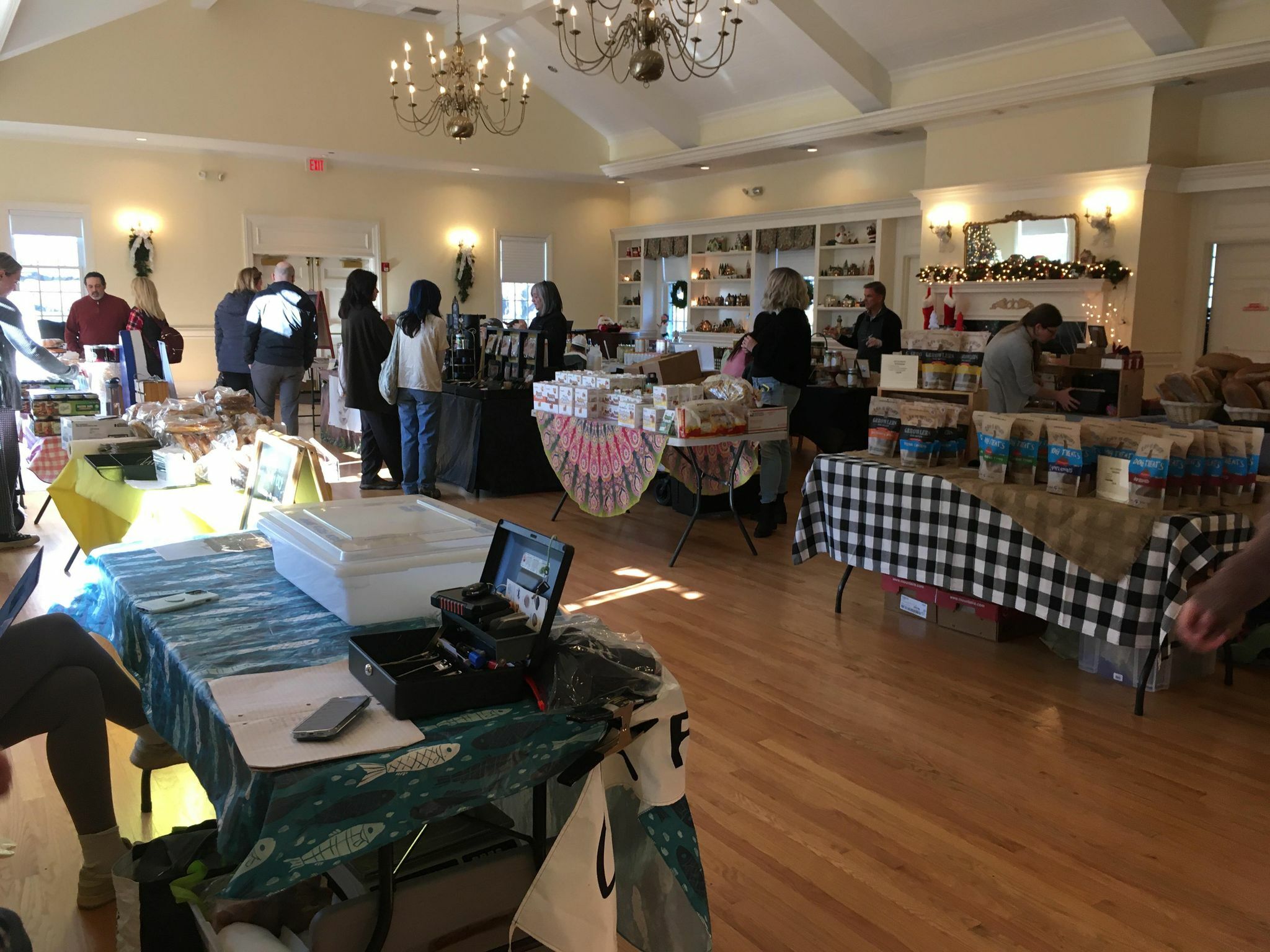 Church, Chamber Partner To Present Indoor Winter Market in Westhampton