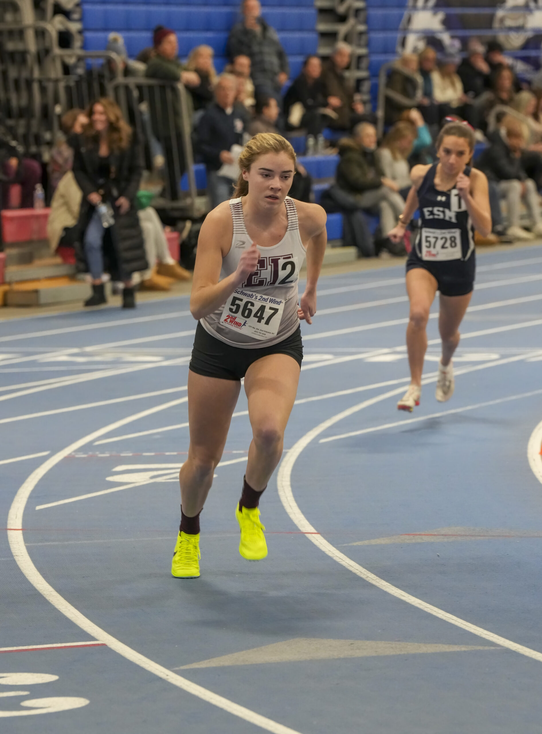 East Hampton's Ryleigh O'Donnell at the start of the 600-meter run.   RON ESPOSITO