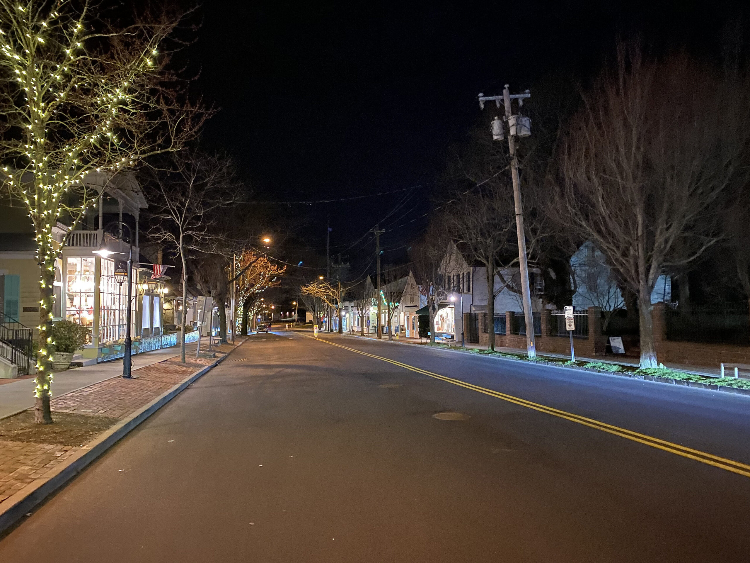 In March of 2020, COVID 19 became a reality on the East End. People were encouraged to stay at home, transforming towns, hamlets and villages to become ghost towns.    DANA SHAW
