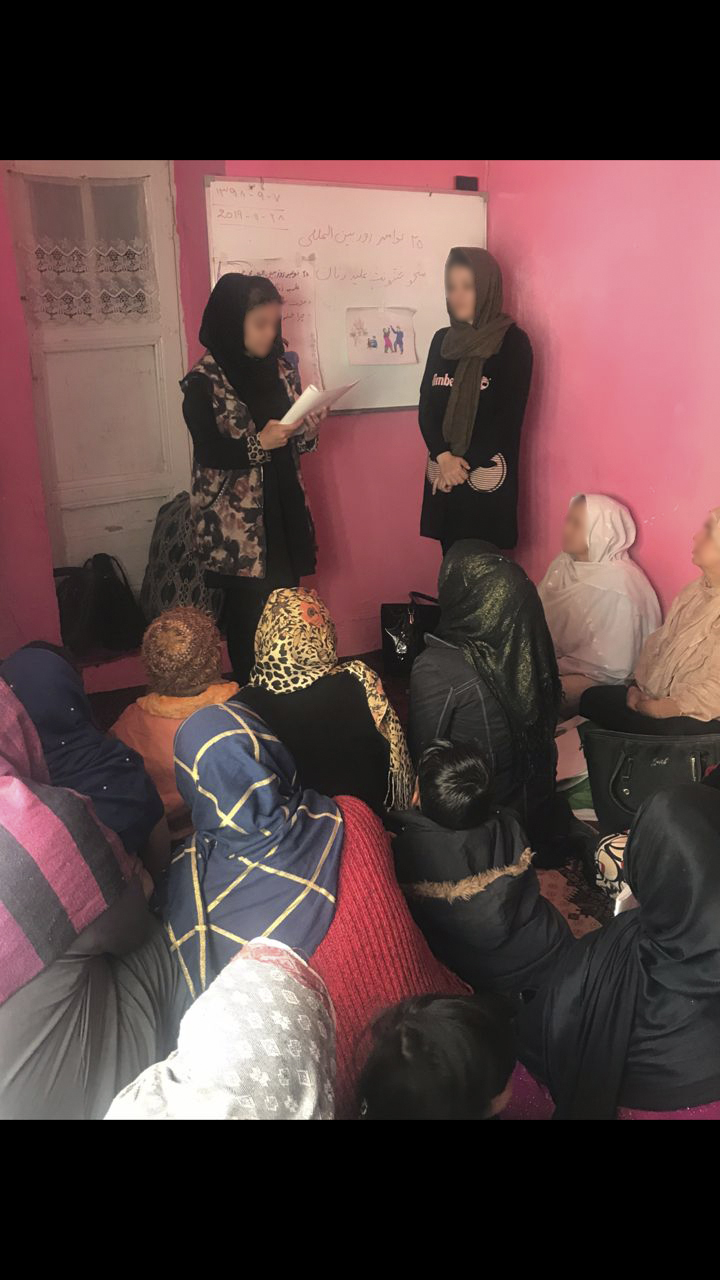 Arzoo teaching a group of women business skills to support themselves in Kabul before the return of the Taliban.
