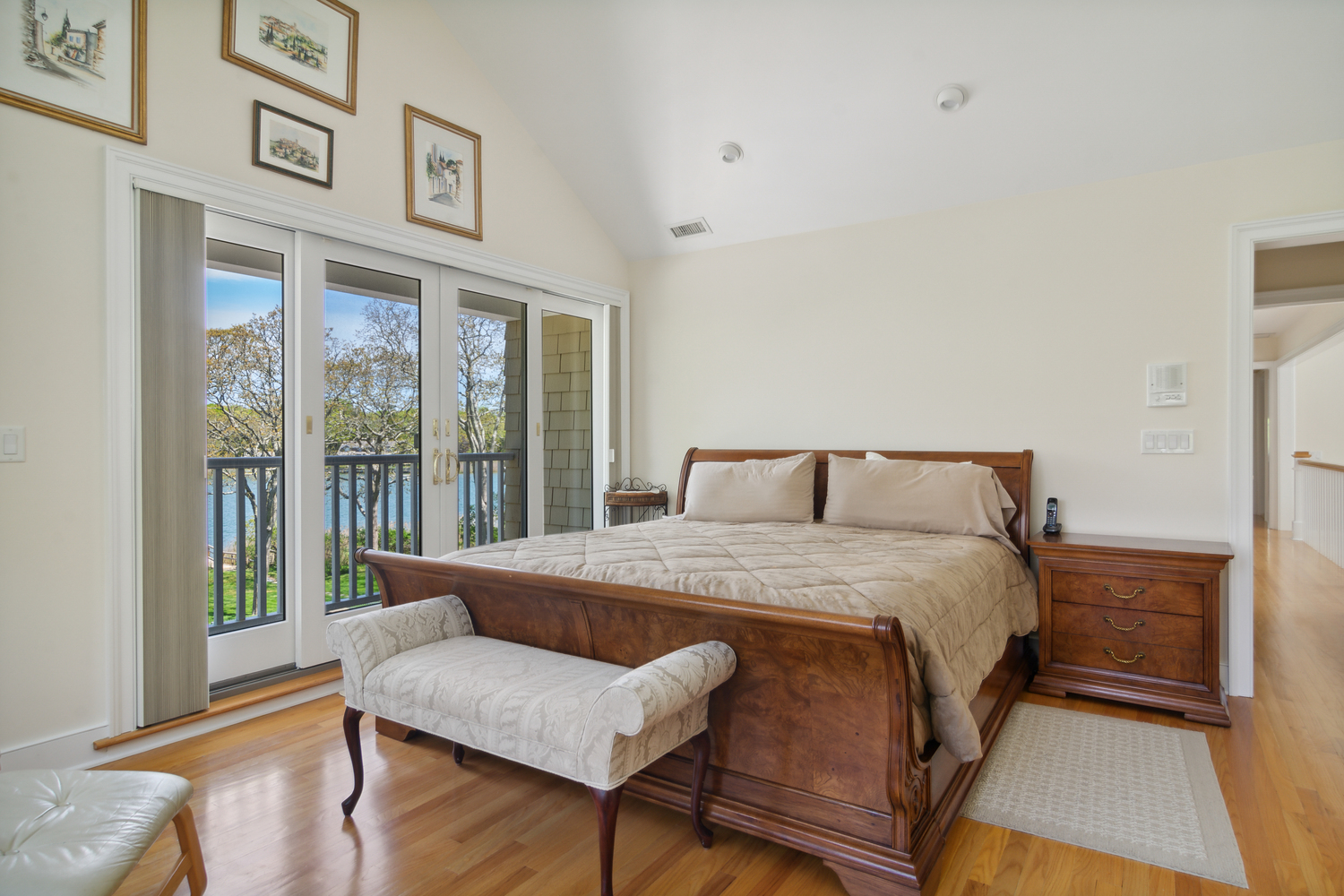 Home Fronting Wooleys Pond Sells for 6.5 Million 27 East